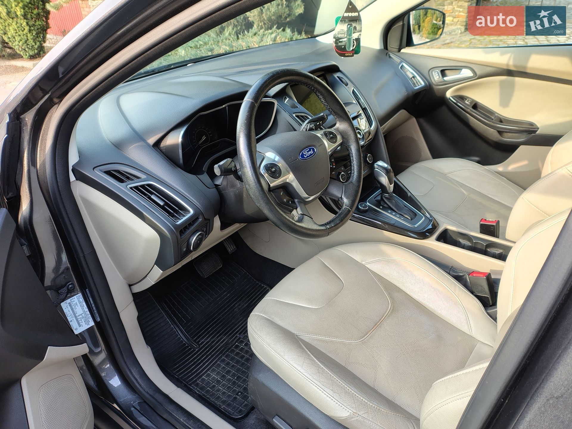 Ford Focus 2015 VIN 1FADP3R49GL221258 фото оголошення 17 з 24