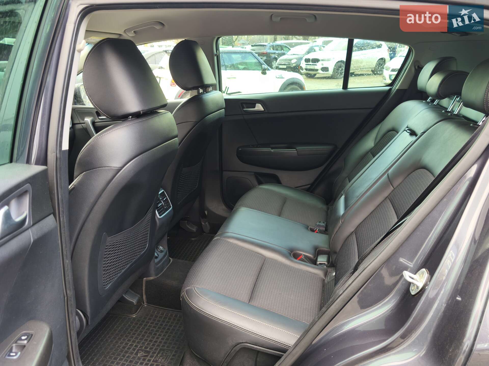 Kia Sportage 2018 VIN U5YPH813DJL540449 фото оголошення 10 з 31