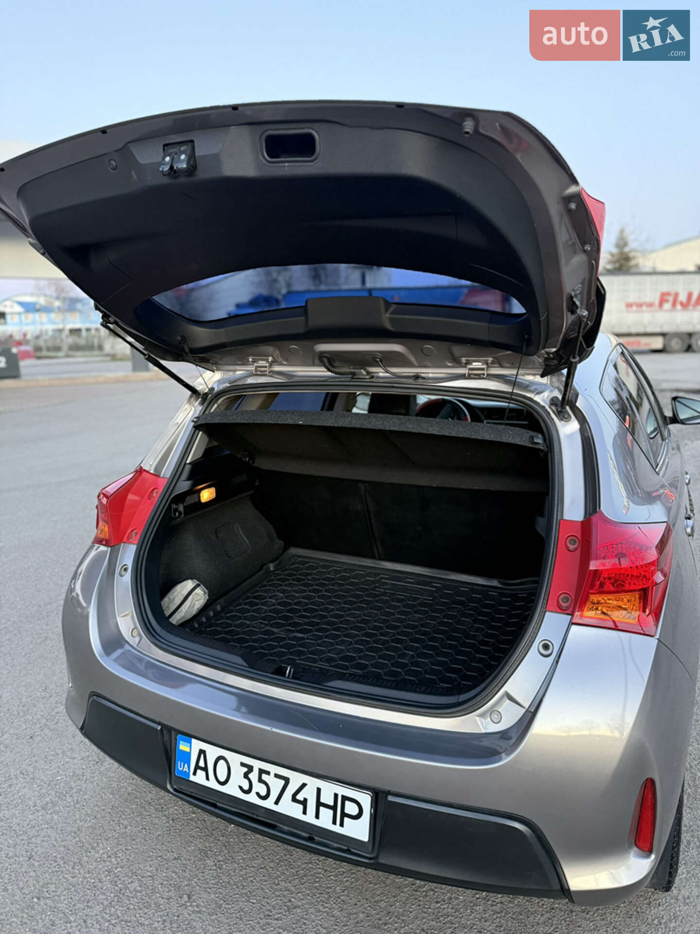 Toyota Auris 2013 VIN SB1KT4JEX0E007918 фото оголошення 8 з 11