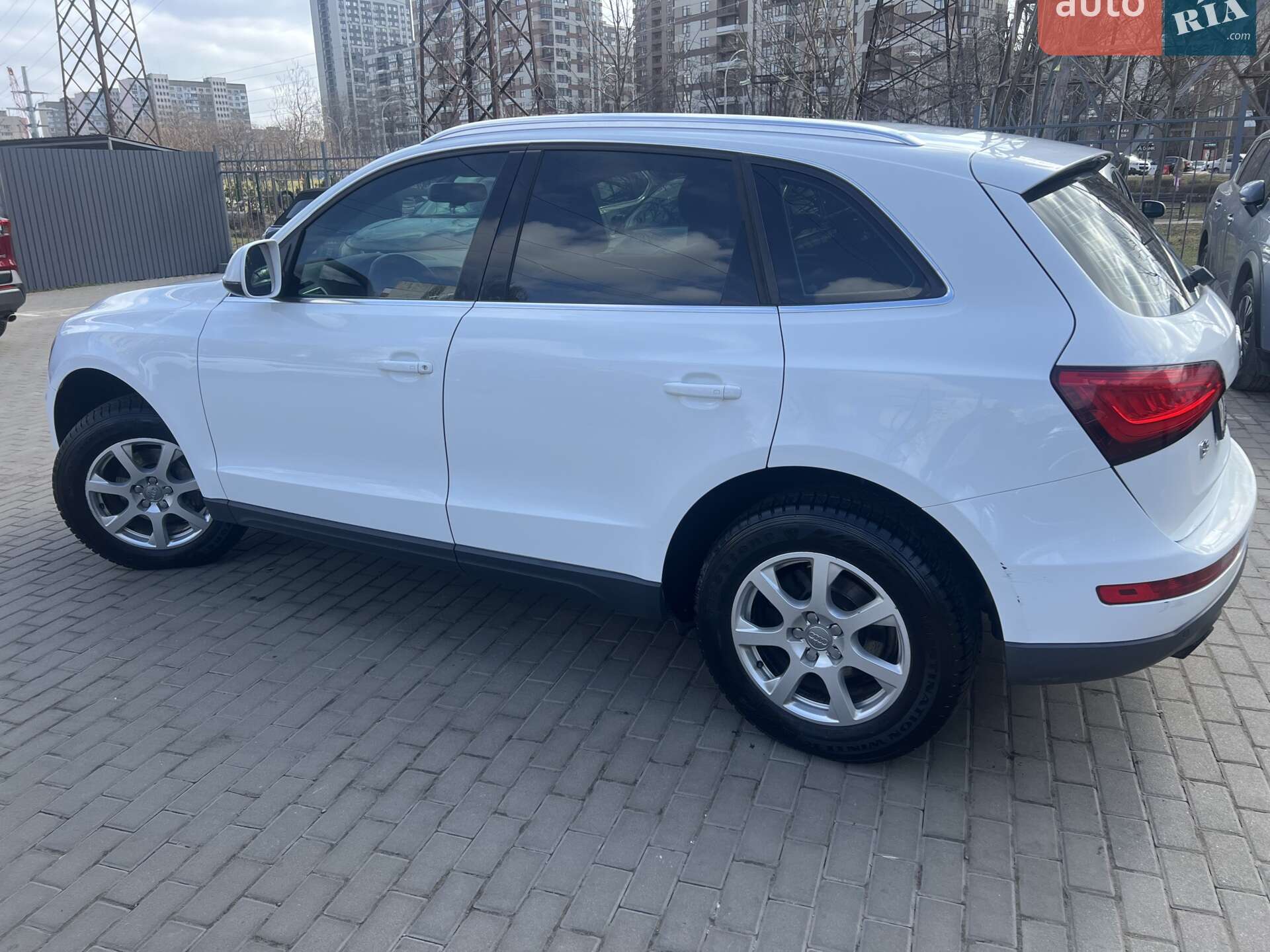 Audi Q5 2014 VIN WAUZZZ8R2EA115797 фото оголошення 6 з 14