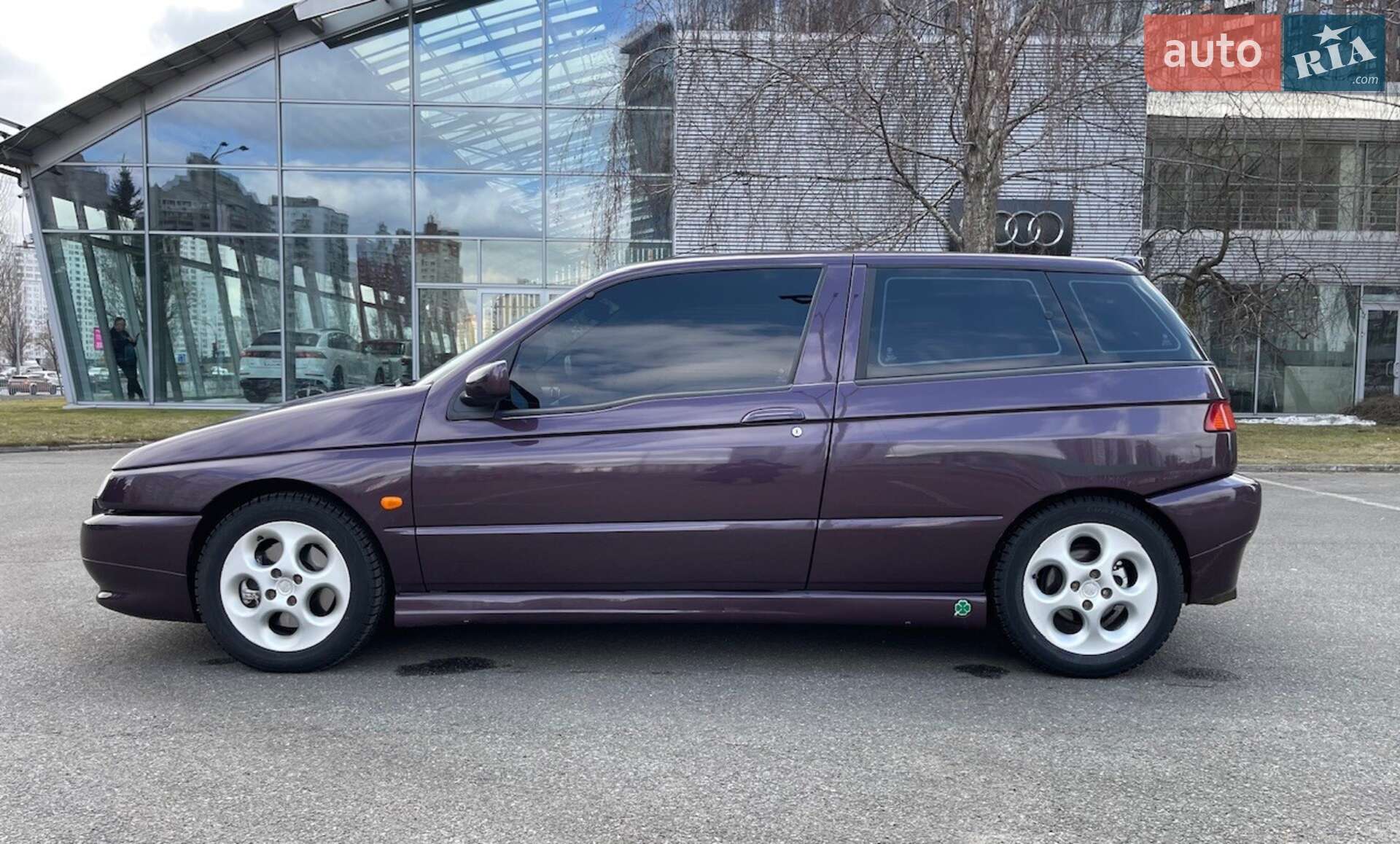 Alfa Romeo 145 1996 VIN ZAR93000002095359 фото оголошення 10 з 48
