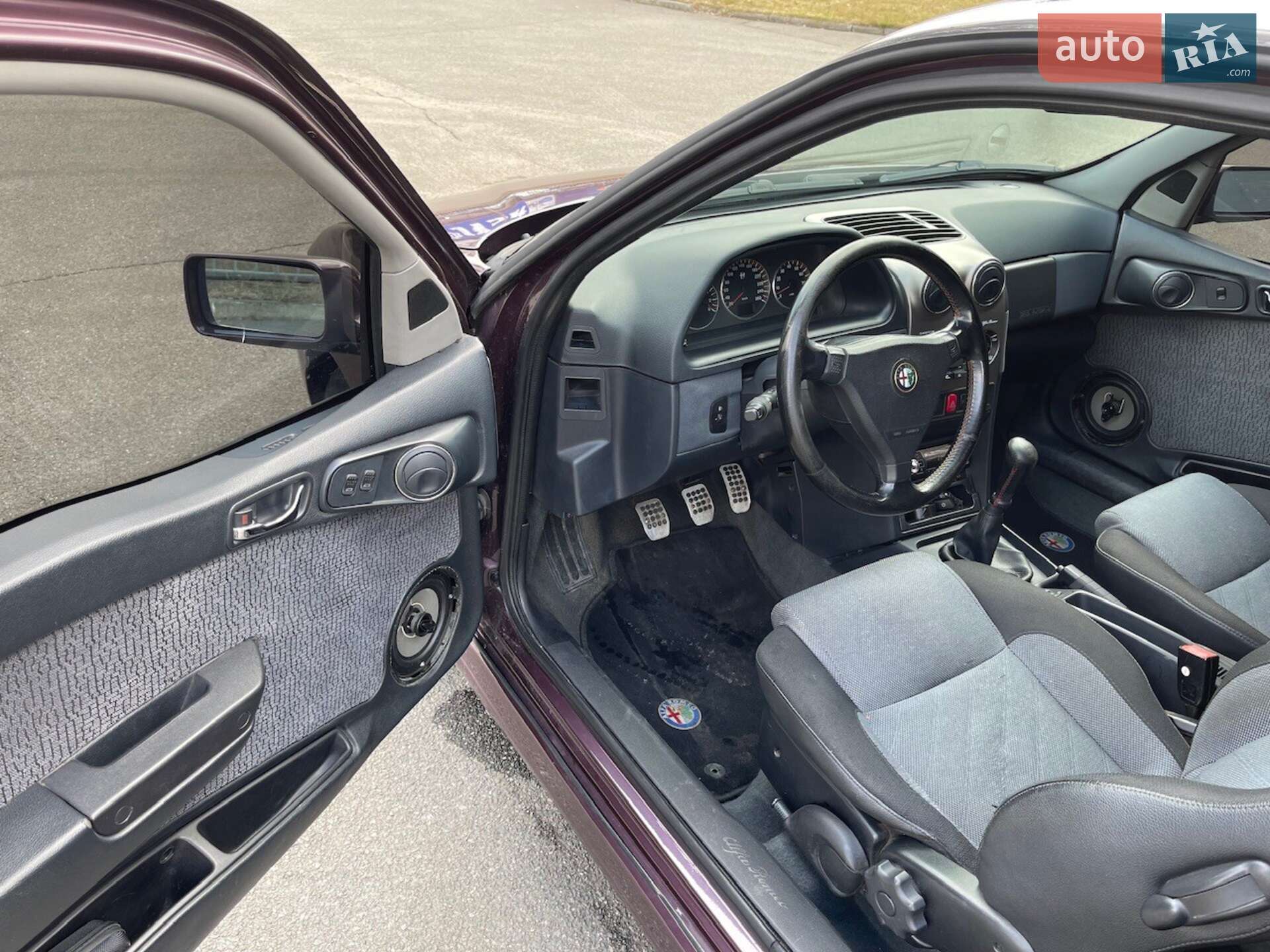 Alfa Romeo 145 1996 VIN ZAR93000002095359 фото оголошення 12 з 48