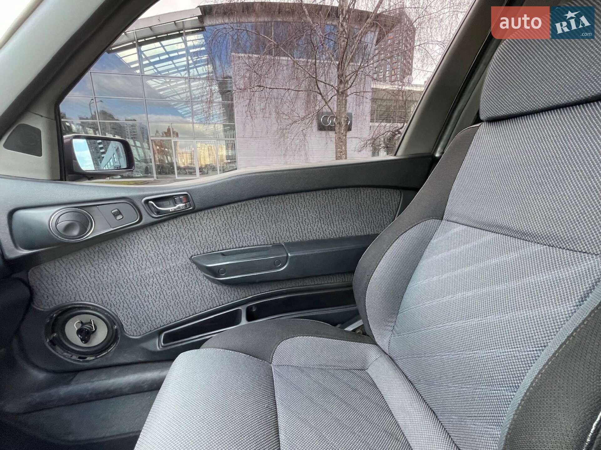 Alfa Romeo 145 1996 VIN ZAR93000002095359 фото оголошення 29 з 48