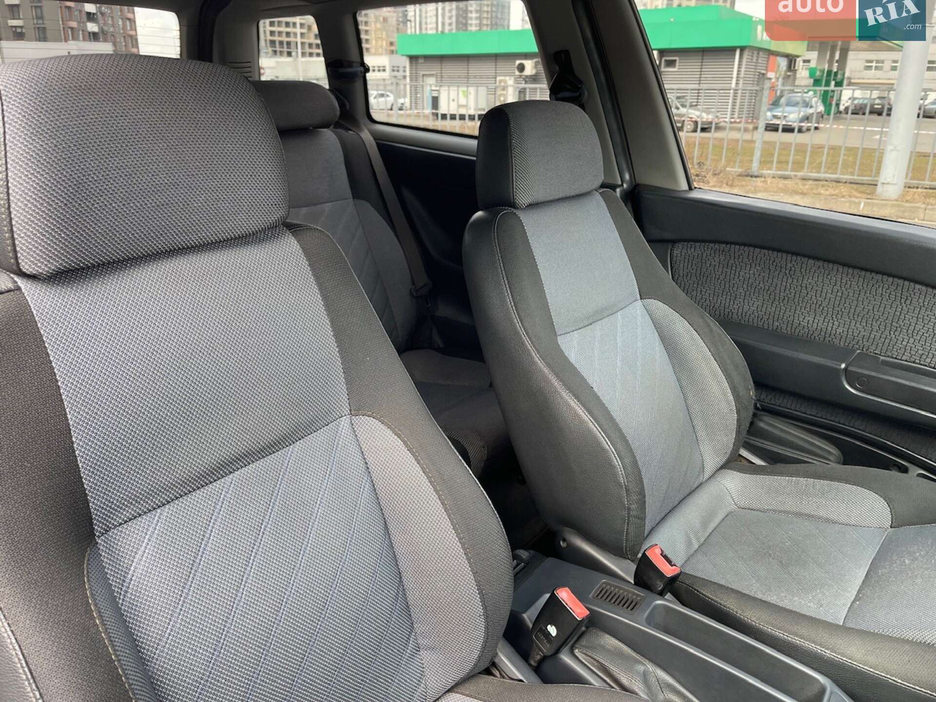 Alfa Romeo 145 1996 VIN ZAR93000002095359 фото оголошення 36 з 48