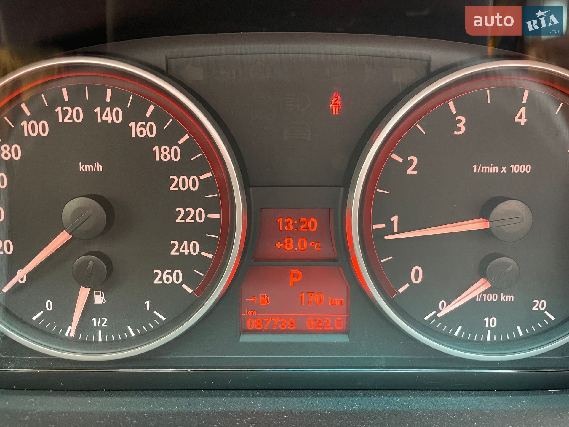BMW 3 Series 2005 VIN WBAVB15040NA43273 фото оголошення 3 з 25