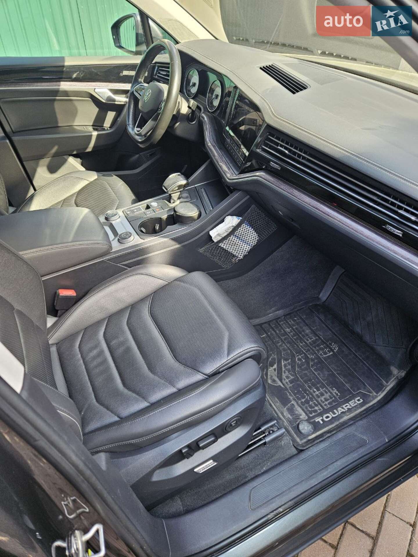 Volkswagen Touareg 2021 VIN WVGZZZCRZND009684 фото оголошення 2 з 7