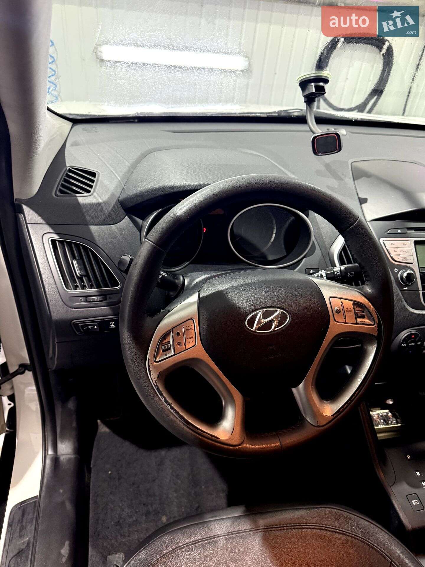 Hyundai ix35 2012 VIN TMAJU81VDCJ295711 фото оголошення 8 з 9