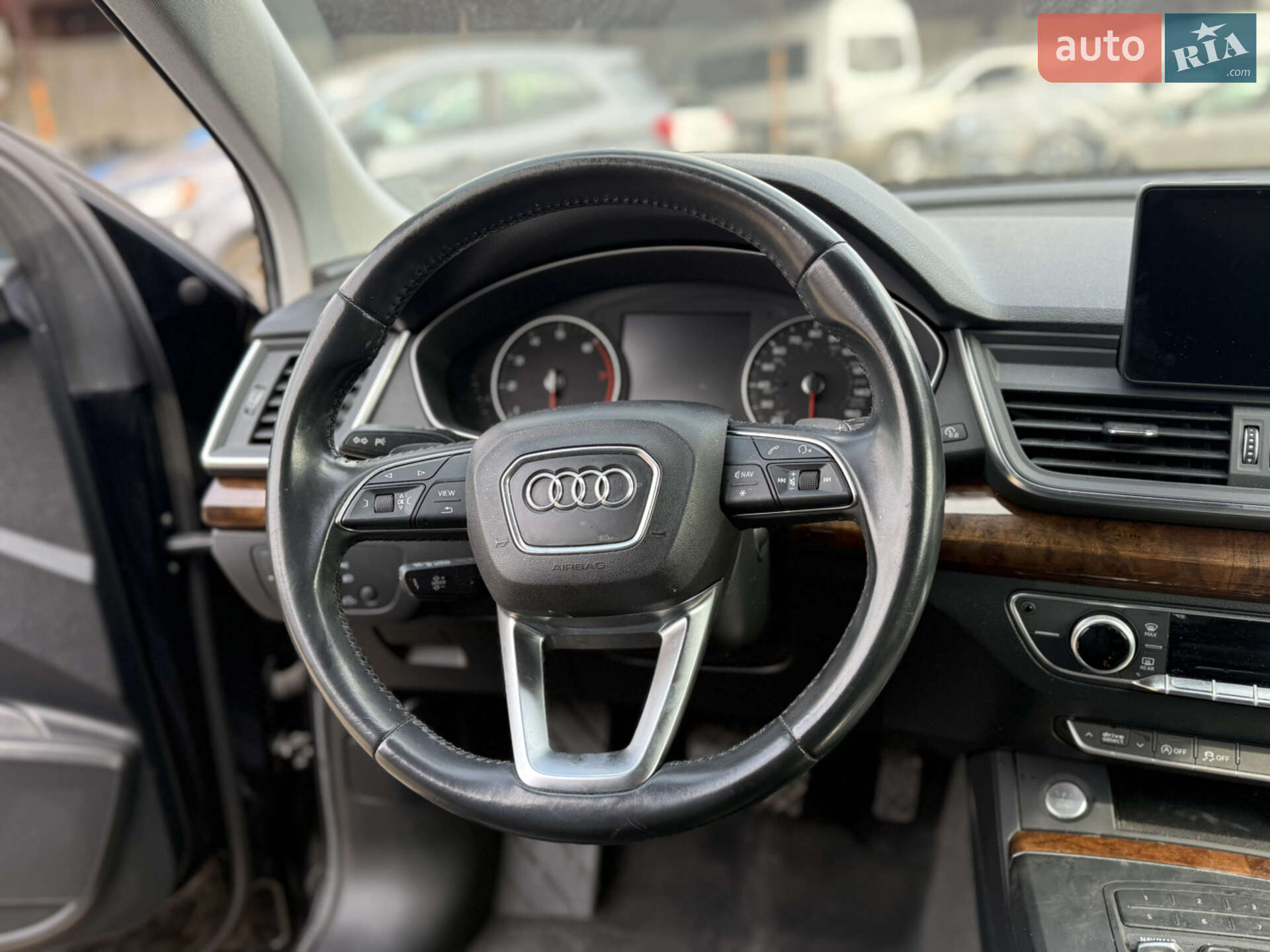 Audi Q5 2018 VIN WA1ANAFY6J2117316 фото оголошення 4 з 14