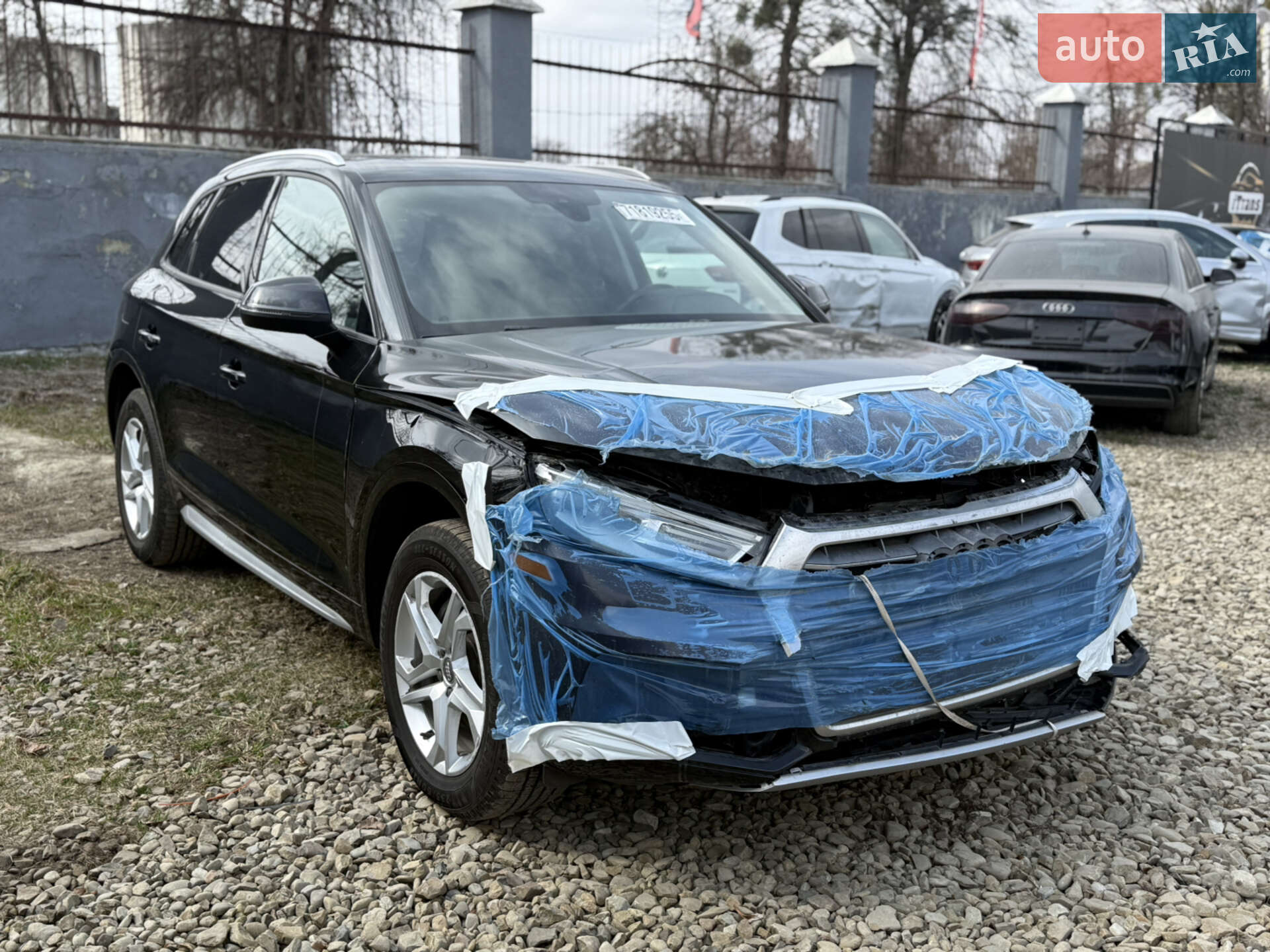 Audi Q5 2018 VIN WA1ANAFY6J2117316 фото оголошення 5 з 14