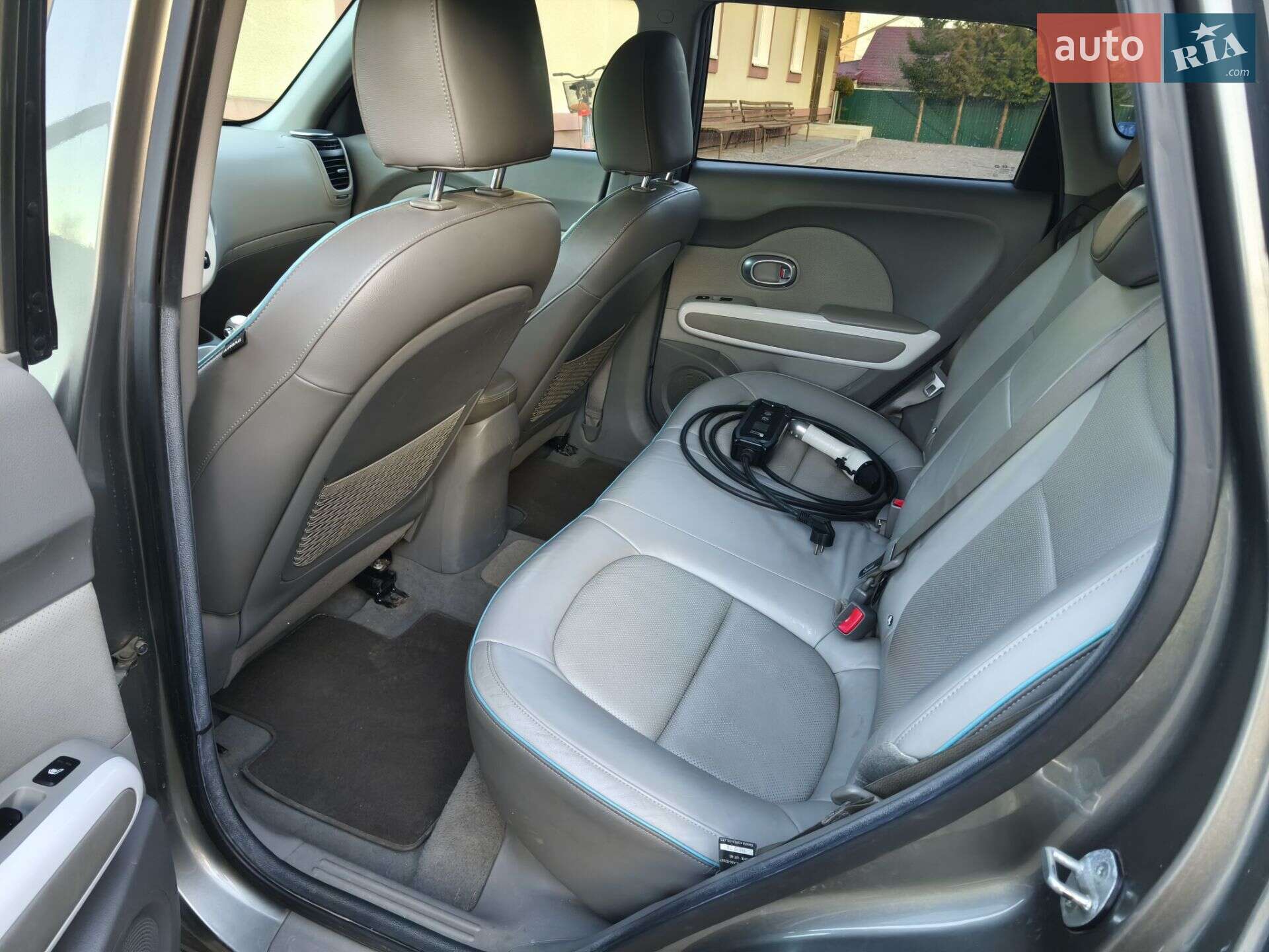 Kia Soul EV 2014 VIN KNAJX81EFF7001405 фото оголошення 4 з 28