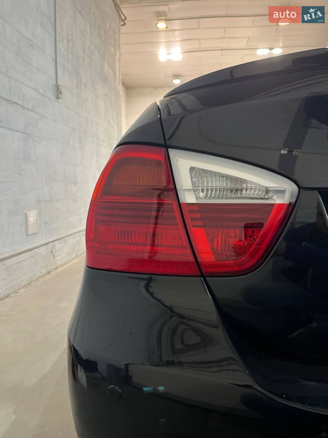 BMW 3 Series 2005 VIN WBAVB15040NA43273 фото оголошення 24 з 25