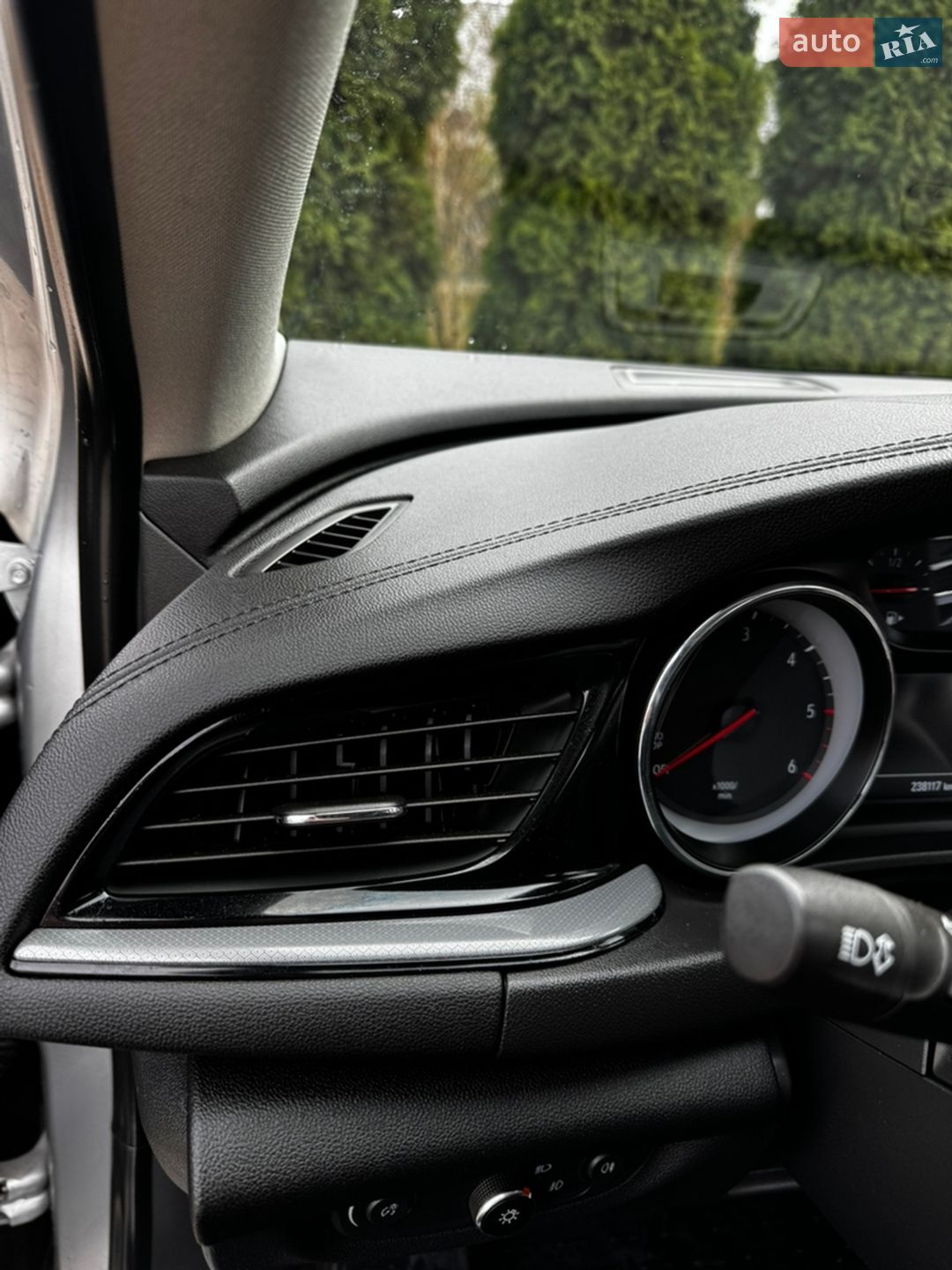 Opel Insignia 2019 VIN W0VZM8EGXK1065800 фото оголошення 6 з 25