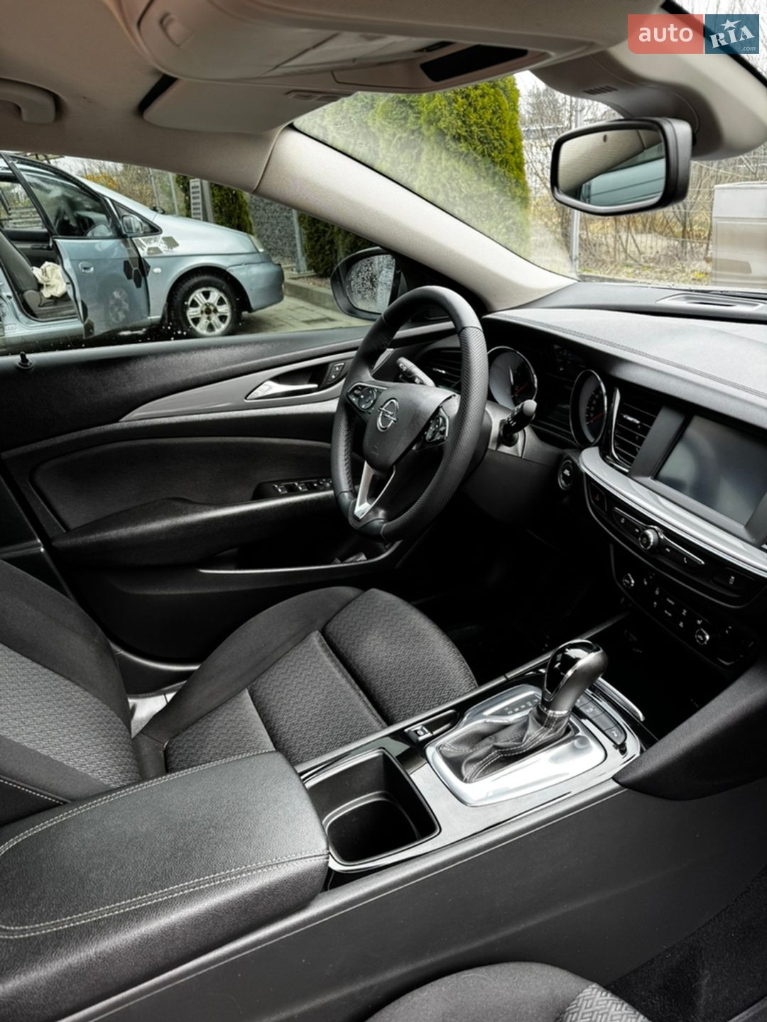 Opel Insignia 2019 VIN W0VZM8EGXK1065800 фото оголошення 8 з 25