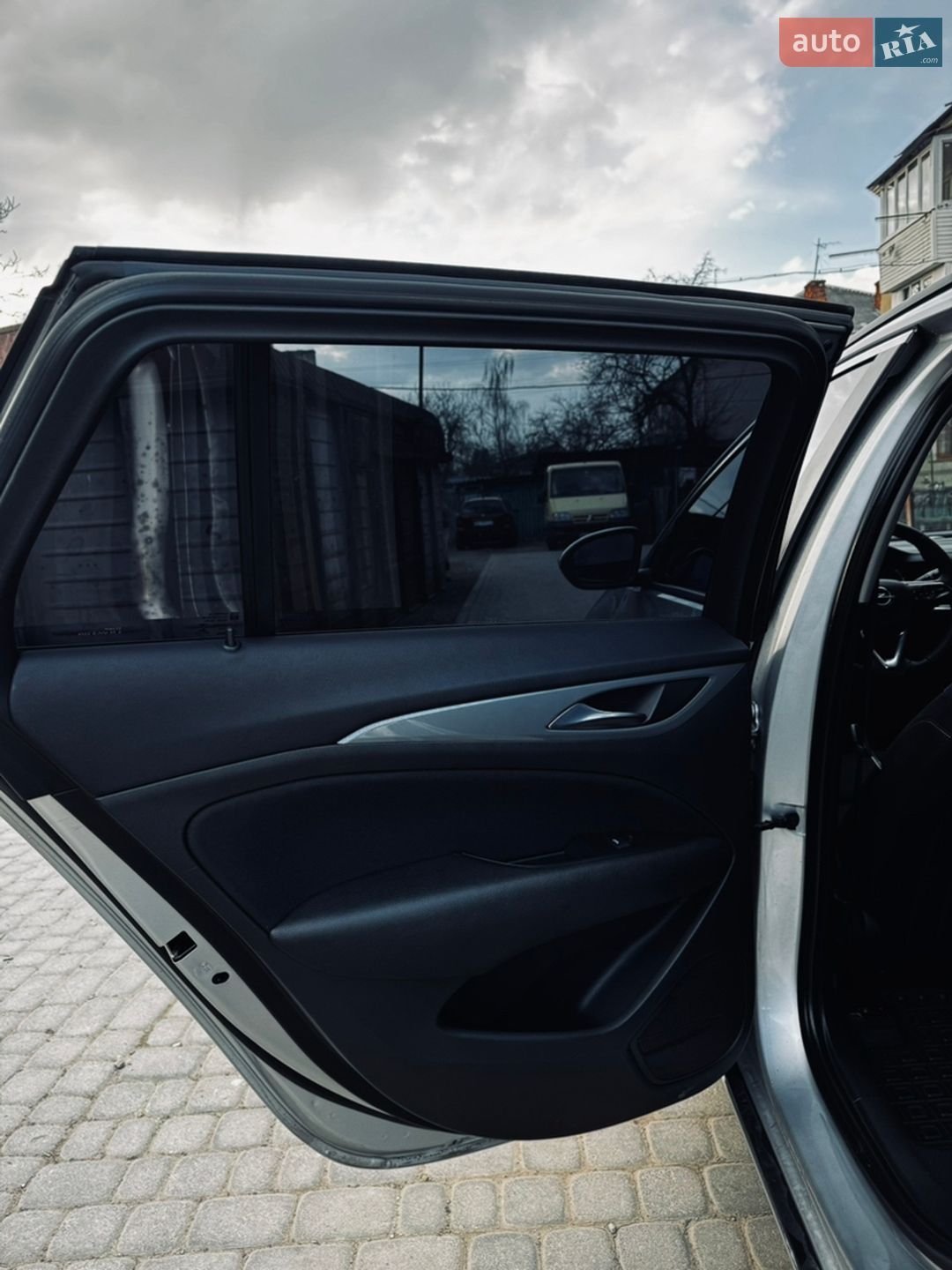 Opel Insignia 2019 VIN W0VZM8EGXK1065800 фото оголошення 24 з 25