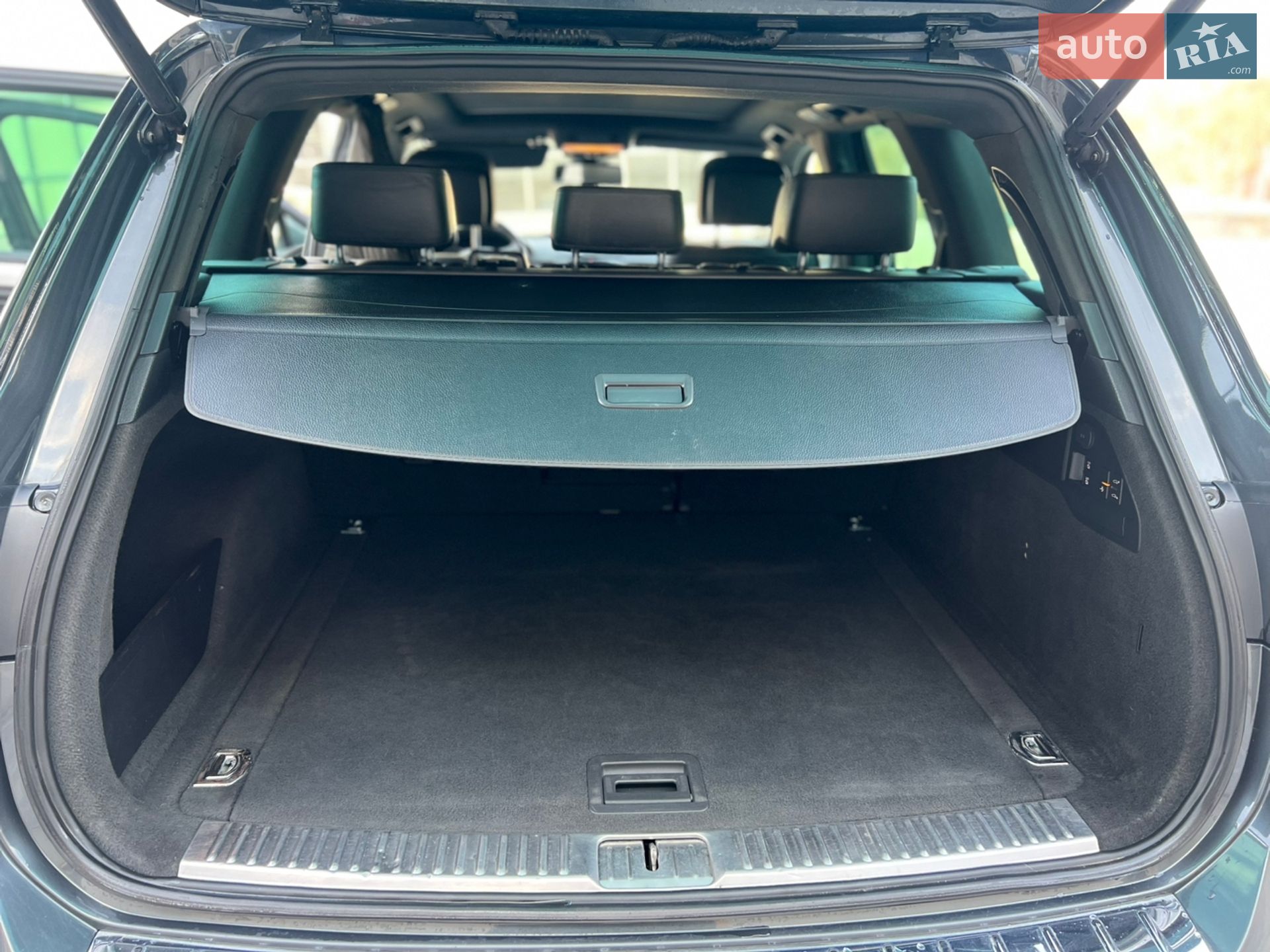 Volkswagen Touareg 2011 VIN WVGZZZ7PZBD044115 фото оголошення 42 з 62