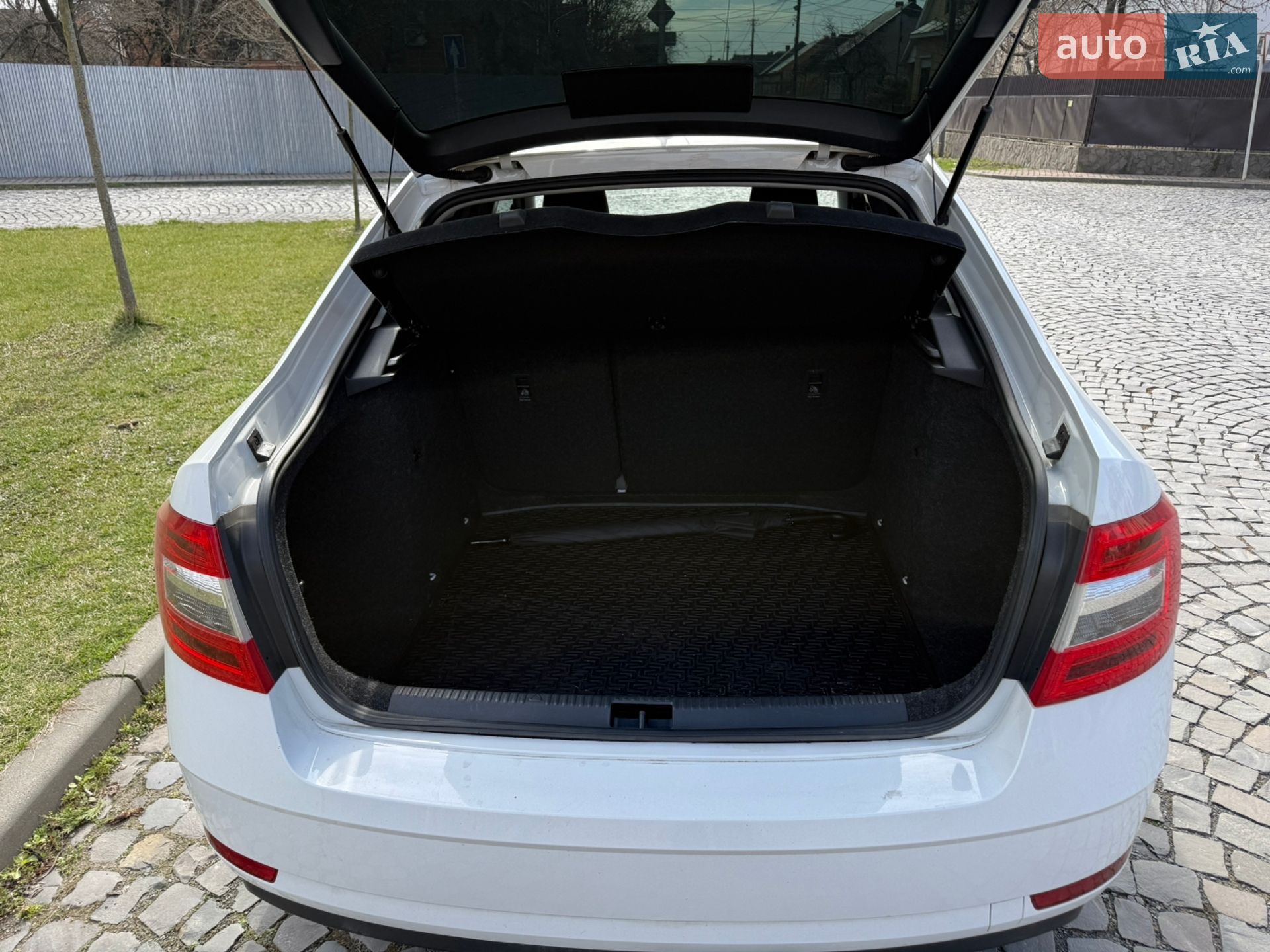 Skoda Octavia 2019 VIN TMBAN4NE9LB006387 фото оголошення 5 з 6