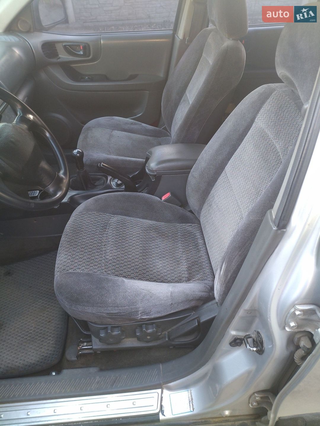 Hyundai Santa FE 2002 VIN KMHSC81AP2U249961 фото оголошення 15 з 32