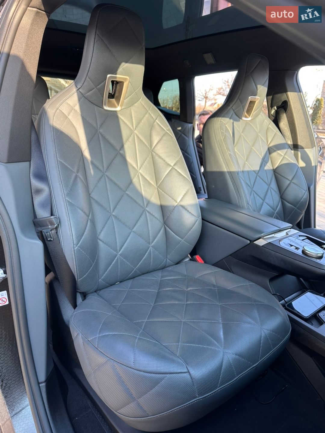 BMW iX 2022 VIN WBY11CF030CM05034 фото оголошення 16 з 26