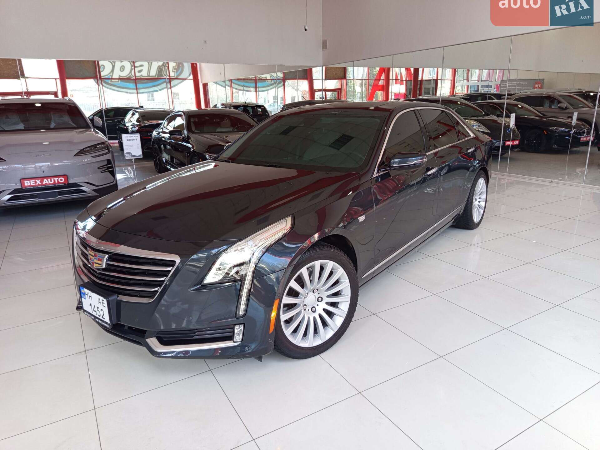 Cadillac CT6 2018 VIN 1G6KH5R65JU127460 фото оголошення 9 з 56