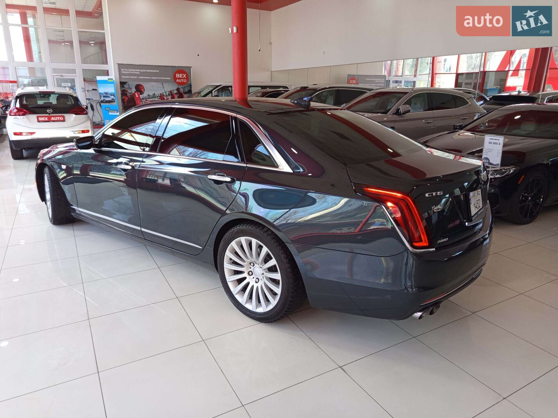 Cadillac CT6 2018 VIN 1G6KH5R65JU127460 фото оголошення 8 з 56