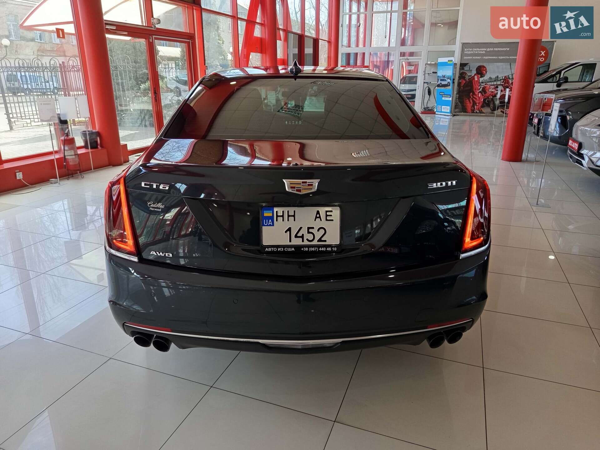 Cadillac CT6 2018 VIN 1G6KH5R65JU127460 фото оголошення 3 з 56