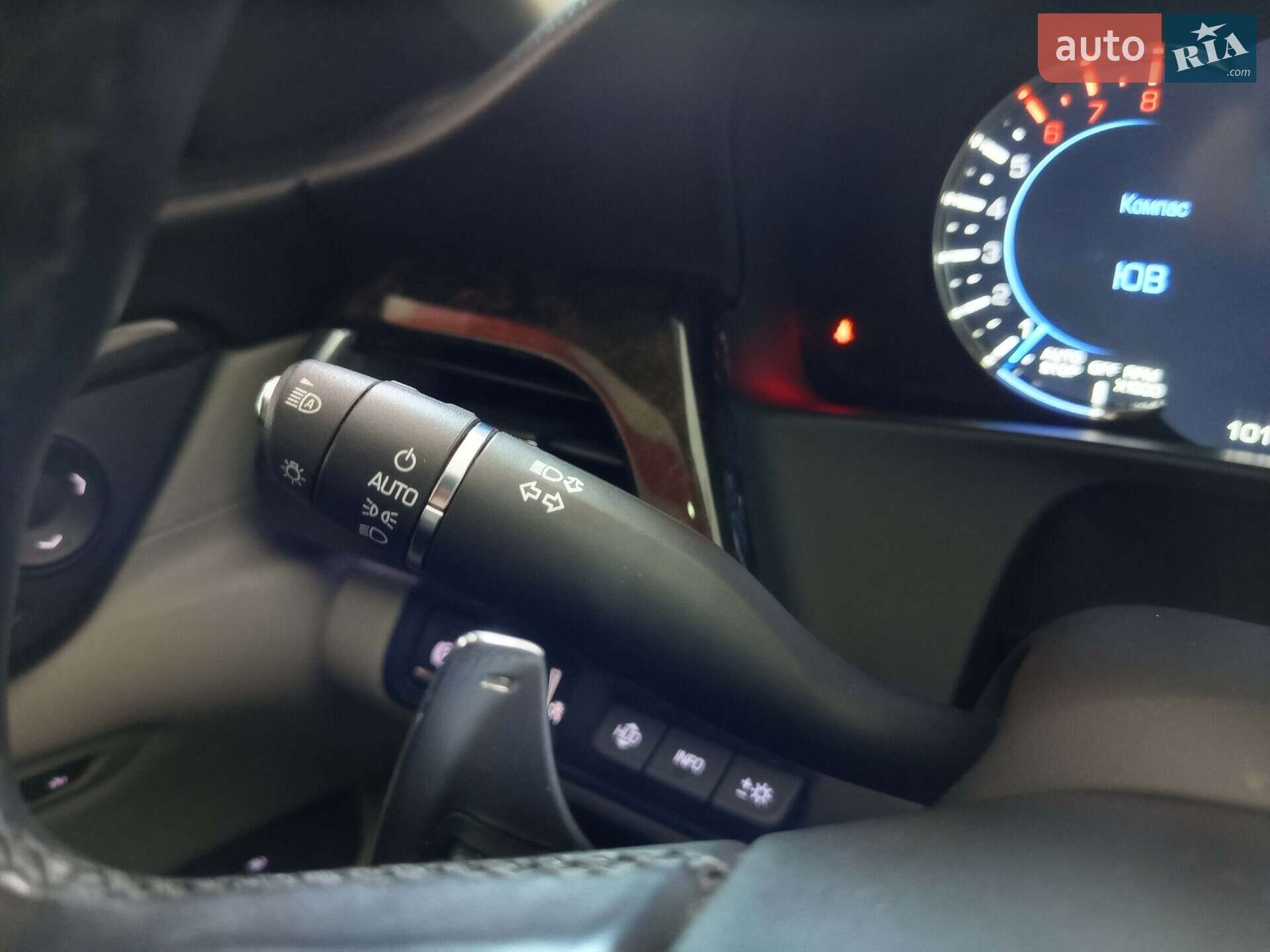 Cadillac CT6 2018 VIN 1G6KH5R65JU127460 фото оголошення 40 з 56