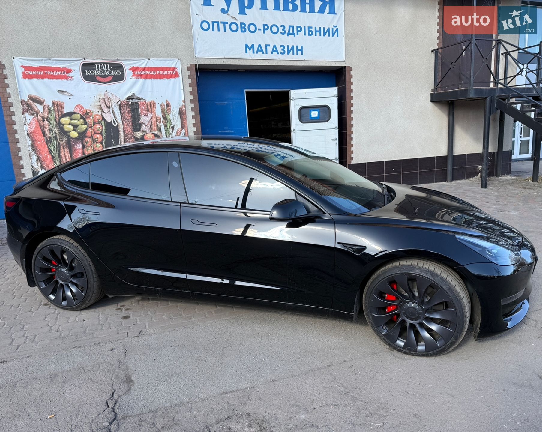 Tesla Model 3 2023 VIN 5YJ3E1EC5PF681114 фото оголошення 2 з 25
