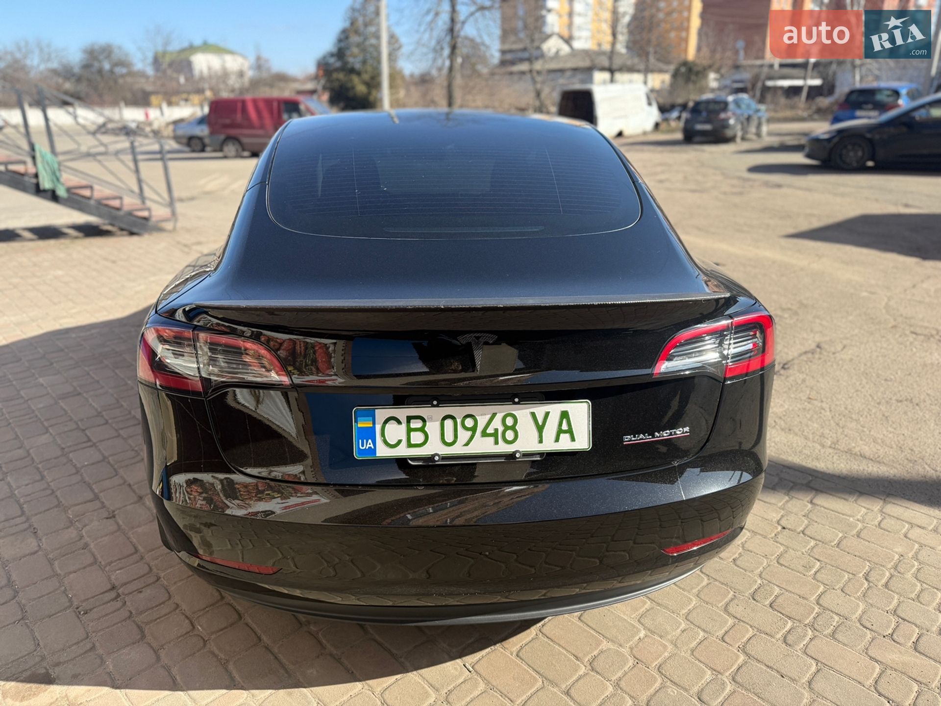 Tesla Model 3 2023 VIN 5YJ3E1EC5PF681114 фото оголошення 7 з 25