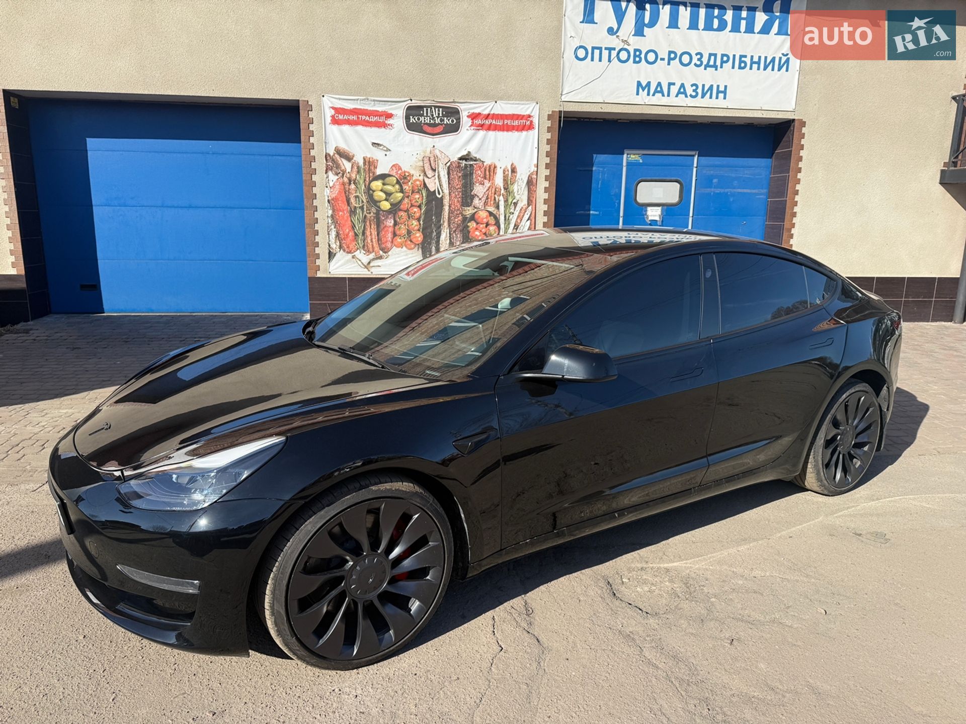 Tesla Model 3 2023 VIN 5YJ3E1EC5PF681114 фото оголошення 12 з 25
