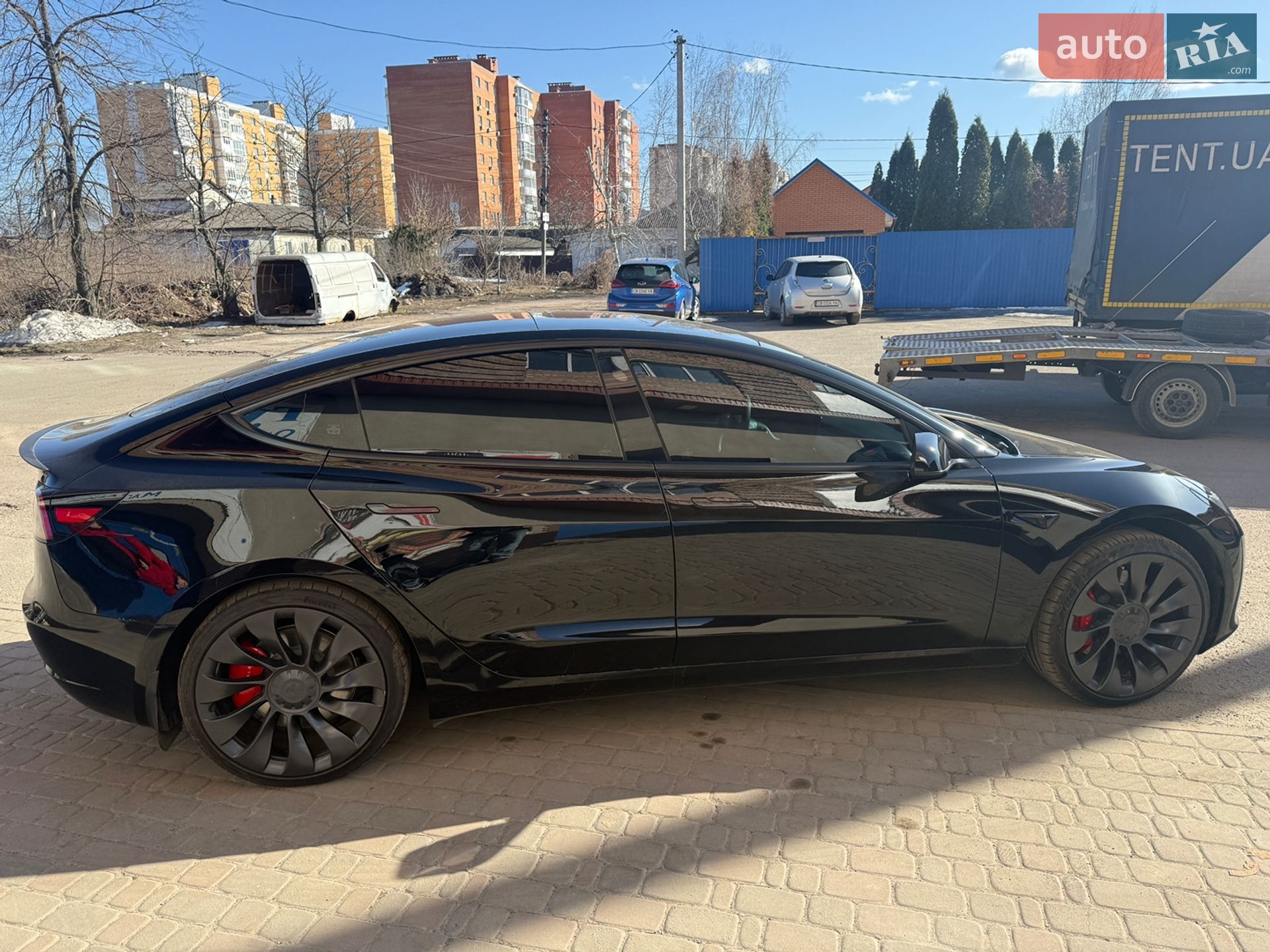Tesla Model 3 2023 VIN 5YJ3E1EC5PF681114 фото оголошення 16 з 25