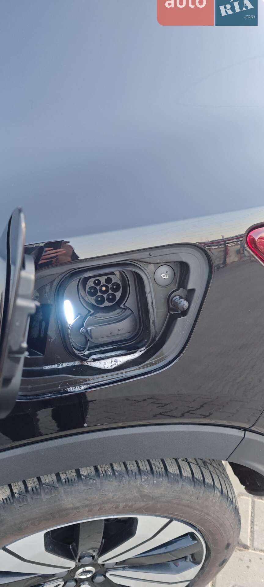 Volvo Xc40 2023 VIN YV1XZEFV4P2056522 фото оголошення 13 з 34