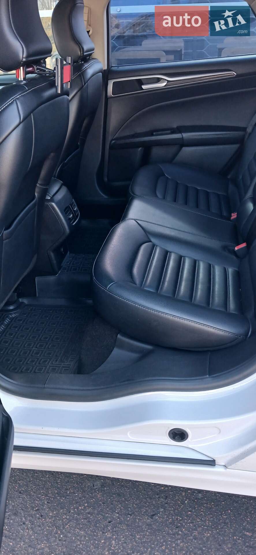 Ford Fusion 2018 VIN 3FA6P0MU2KR141616 фото оголошення 24 з 29