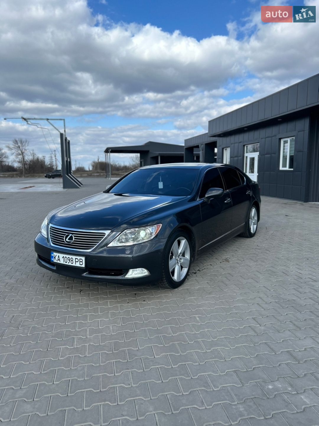 Lexus LS 2007 VIN JTHGL46F575011645 фото оголошення 2 з 27