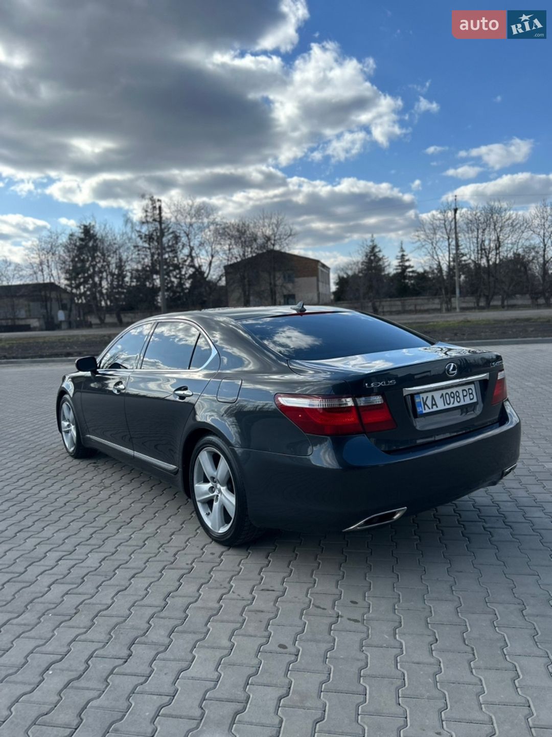 Lexus LS 2007 VIN JTHGL46F575011645 фото оголошення 3 з 27