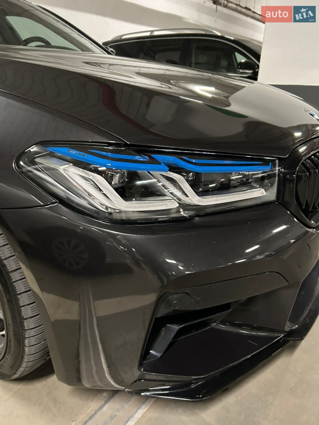 BMW 5 Series 2017 VIN WBAJA7C59JWA73769 фото оголошення 9 з 46