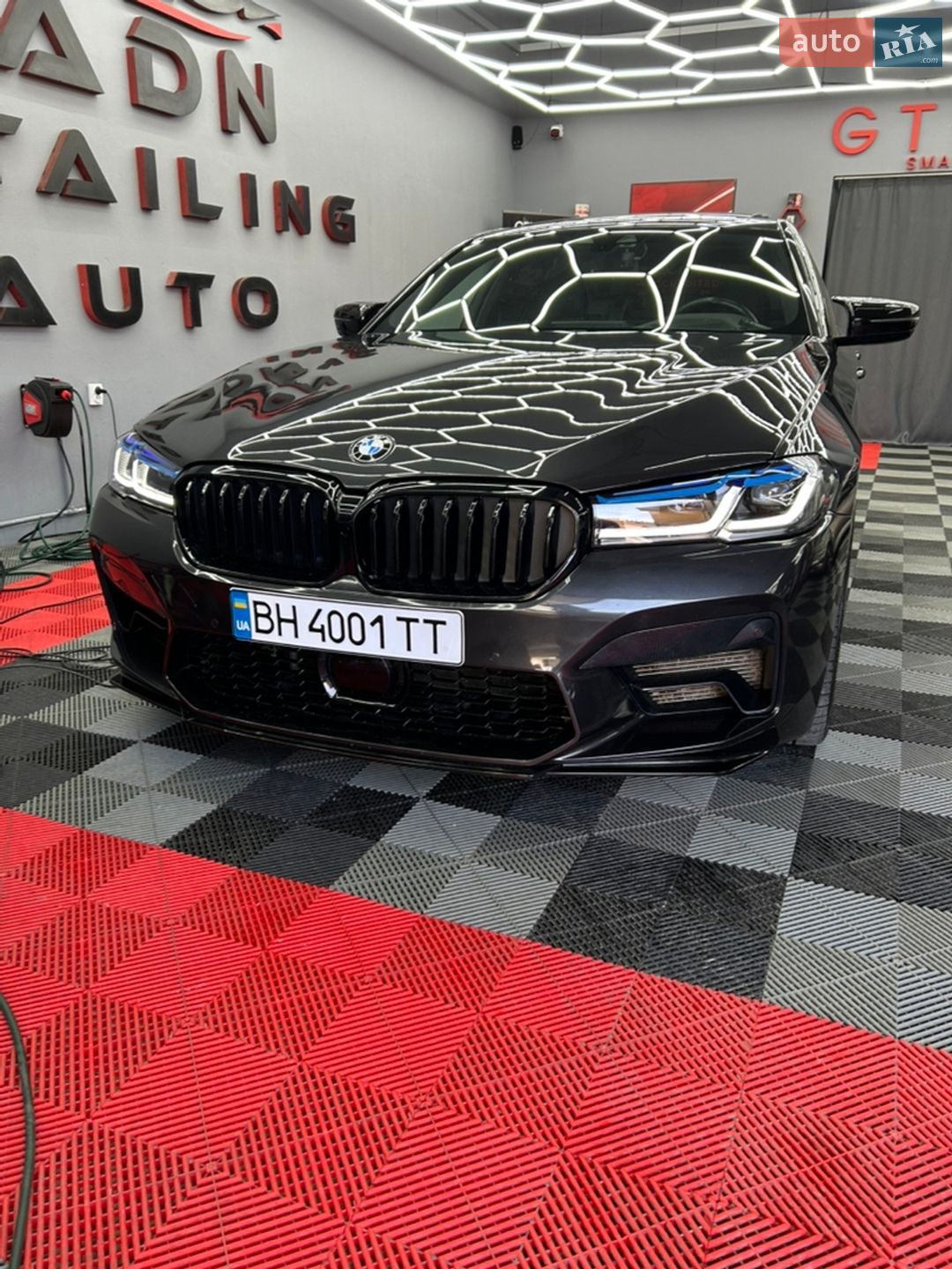 BMW 5 Series 2017 VIN WBAJA7C59JWA73769 фото оголошення 16 з 46