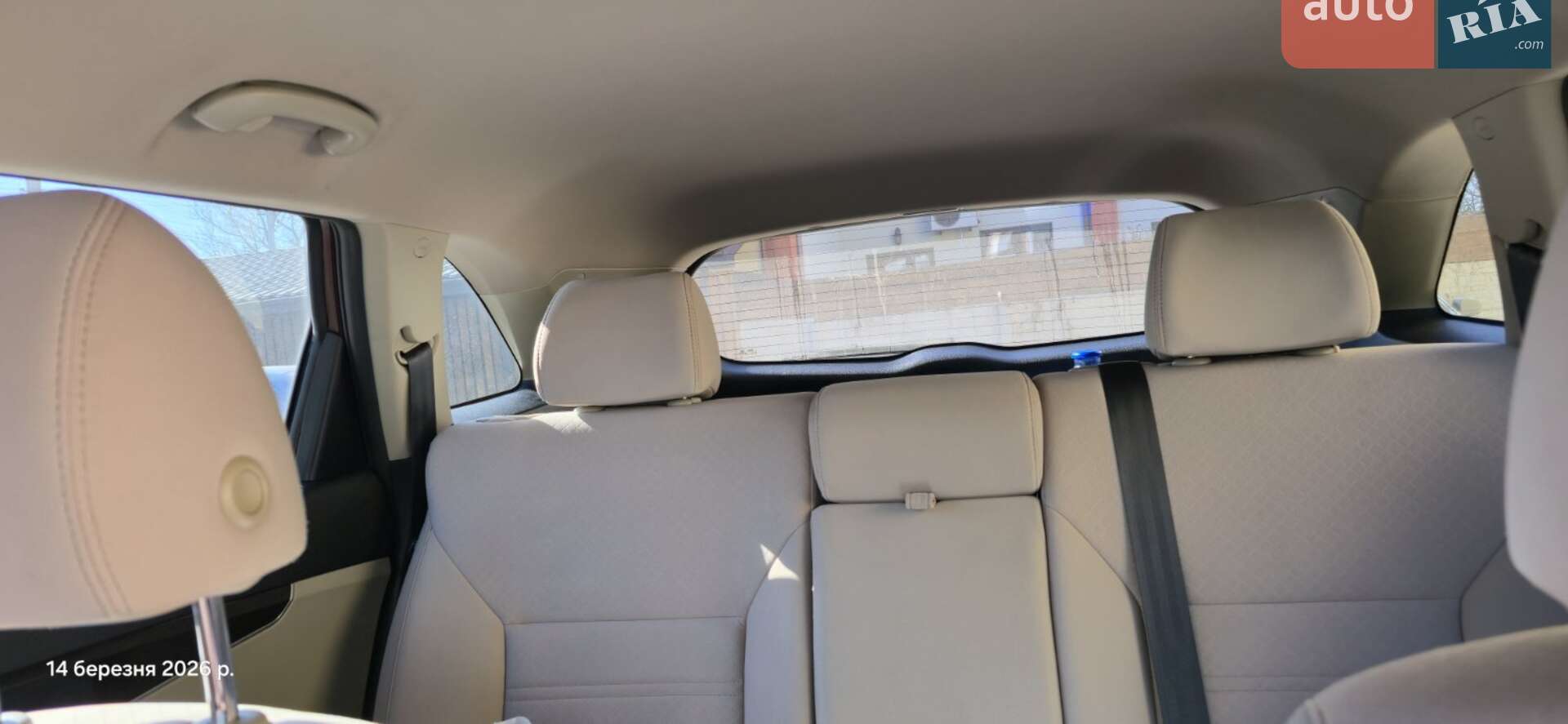 Kia Sorento 2018 VIN 5XYPG4A53KG488577 фото оголошення 16 з 29