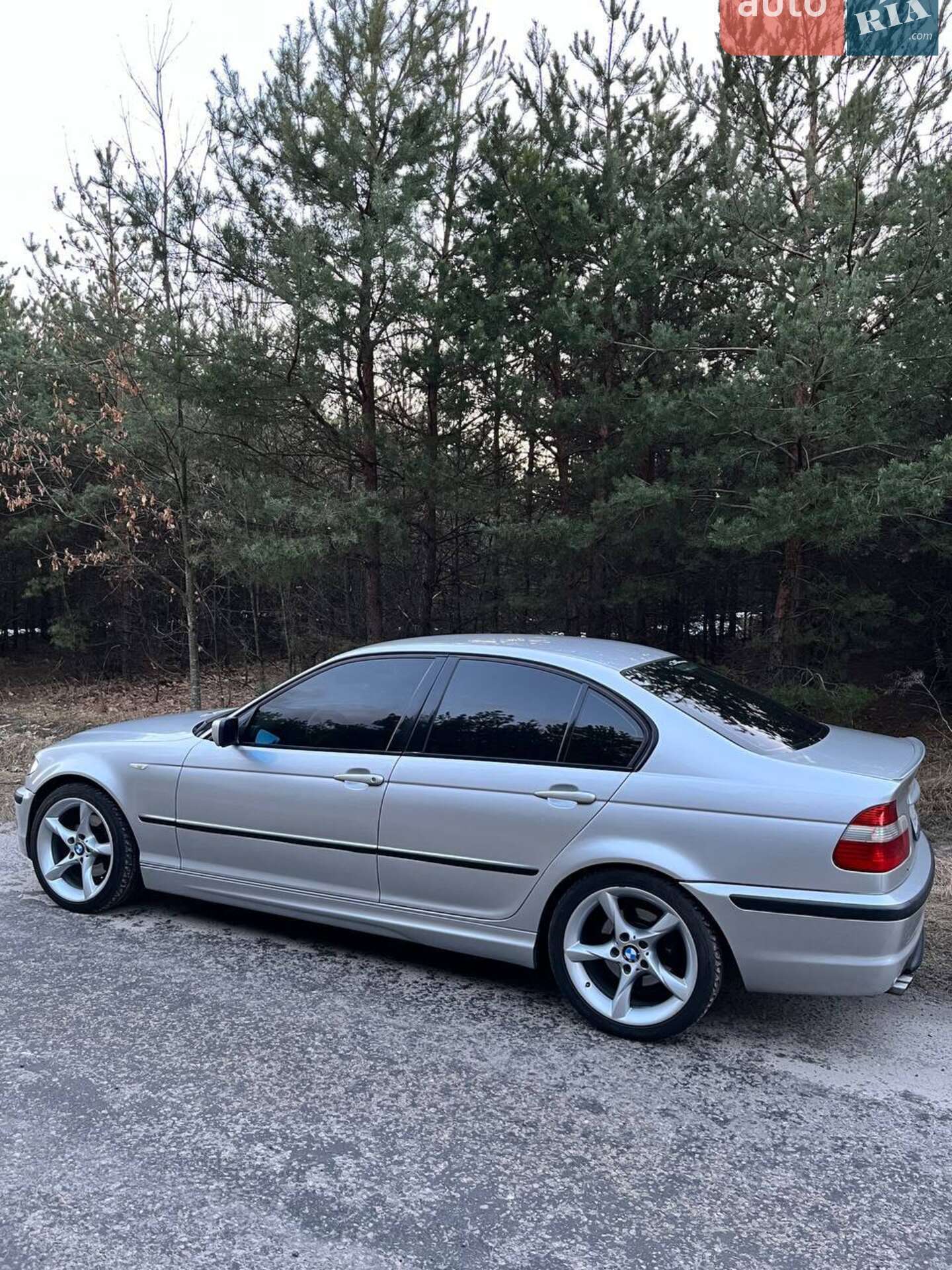 BMW 3 Series 2002 VIN WBAEU31070PF48403 фото оголошення 3 з 19