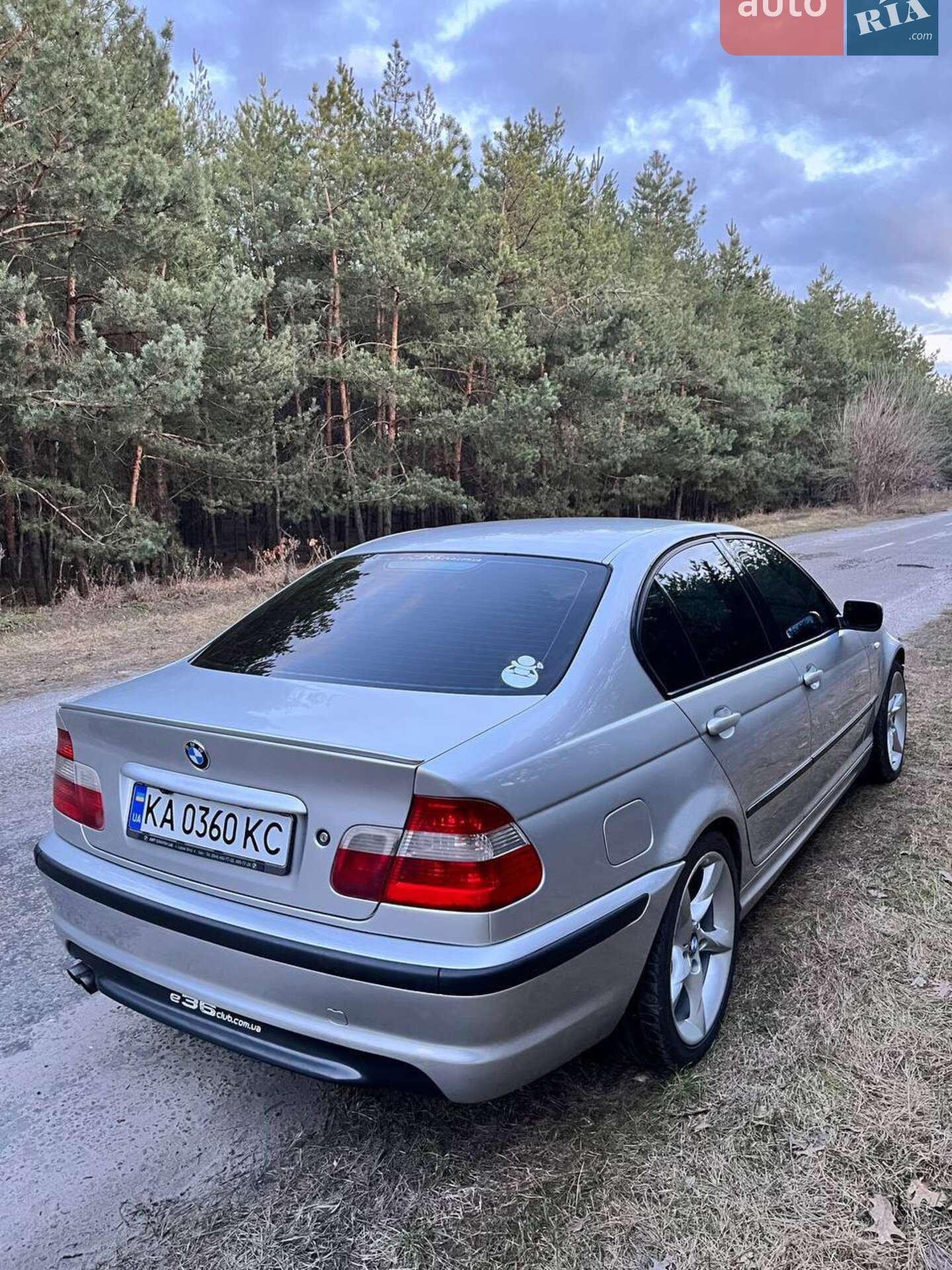BMW 3 Series 2002 VIN WBAEU31070PF48403 фото оголошення 8 з 19
