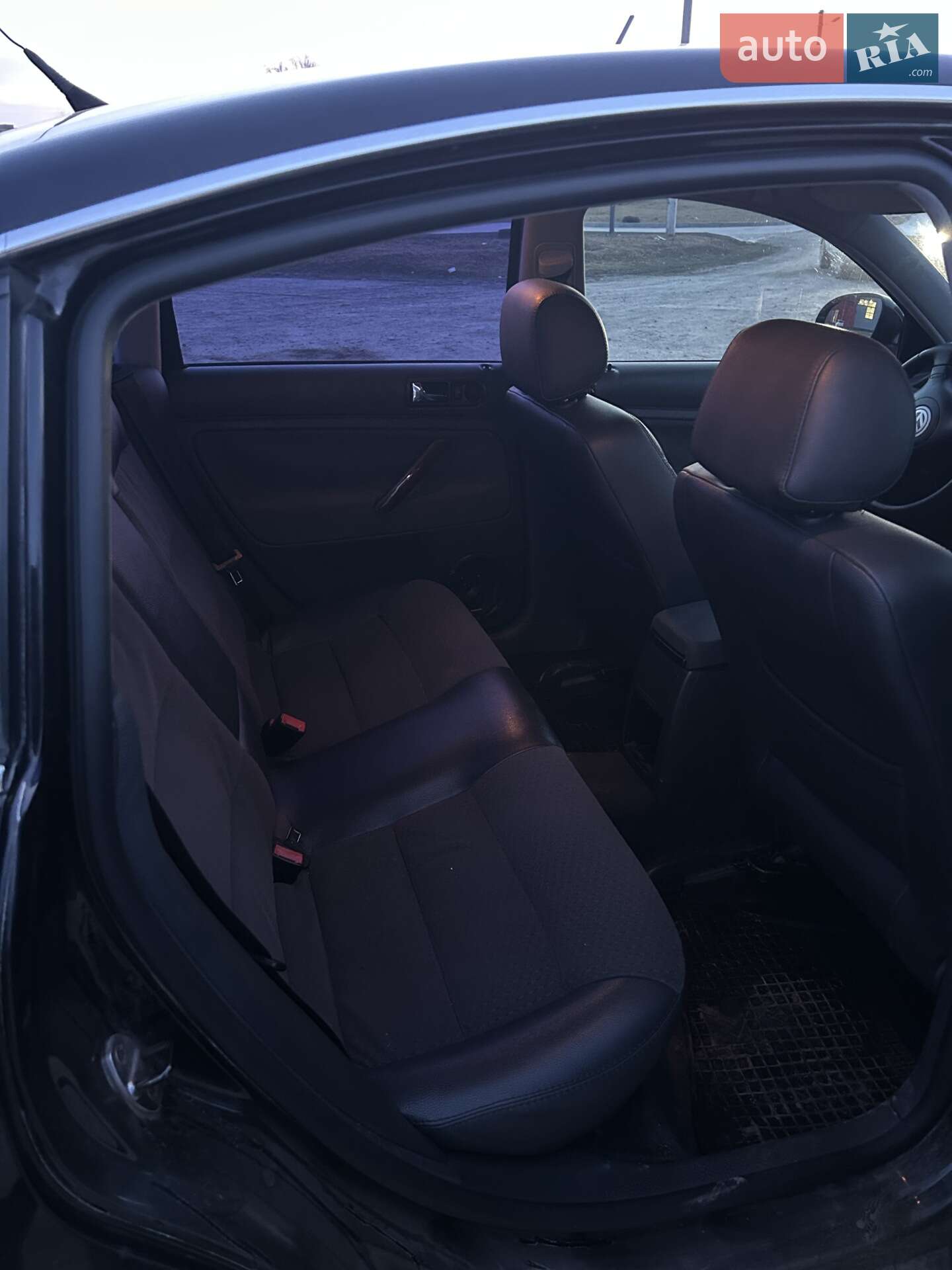 Volkswagen Passat 2005 VIN WVWZZZ3BZ5Z000449 фото оголошення 12 з 13