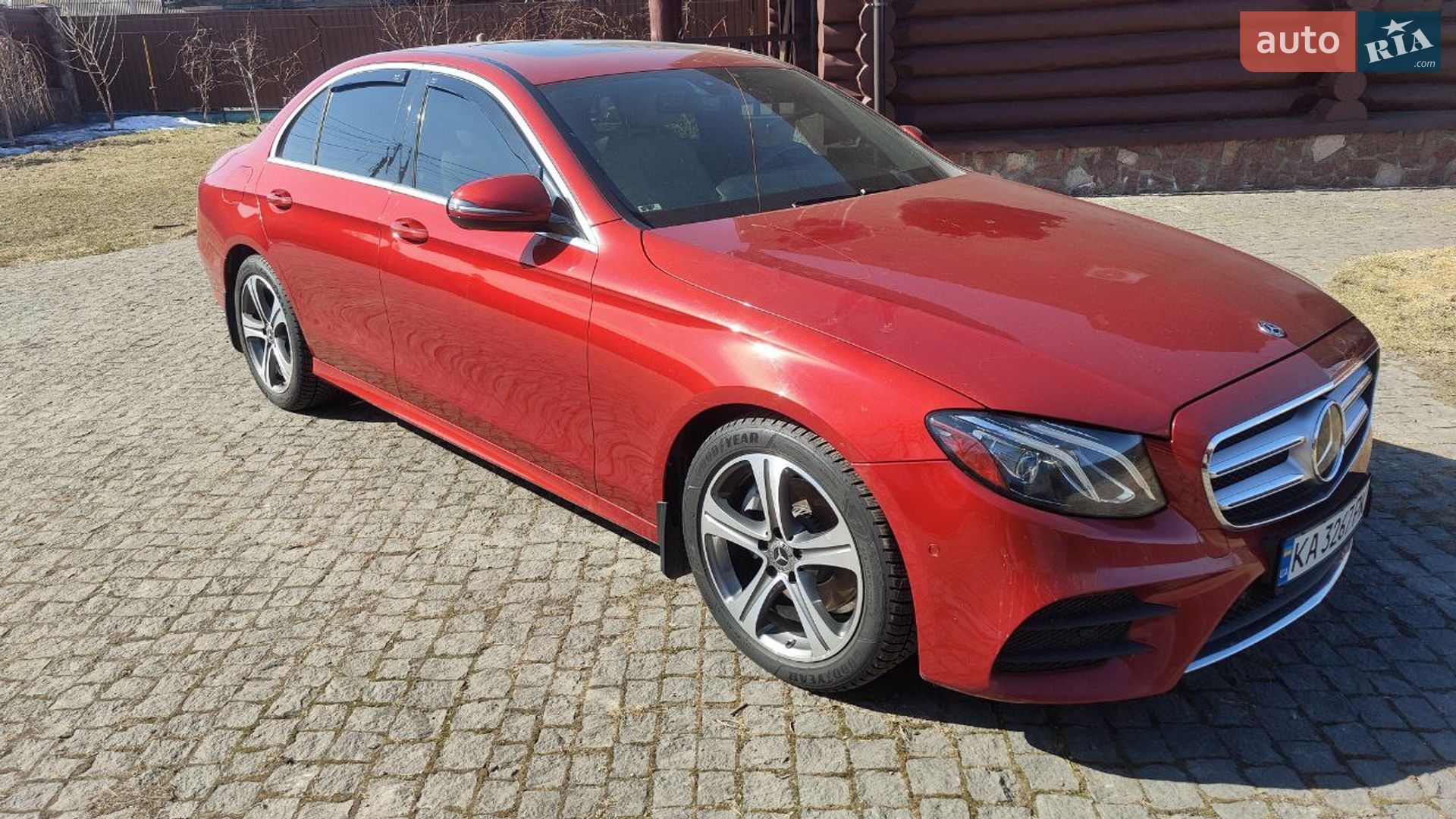 Mercedes-Benz E-Class 2018 VIN WDDZF4JB2KA547836 фото оголошення 7 з 12