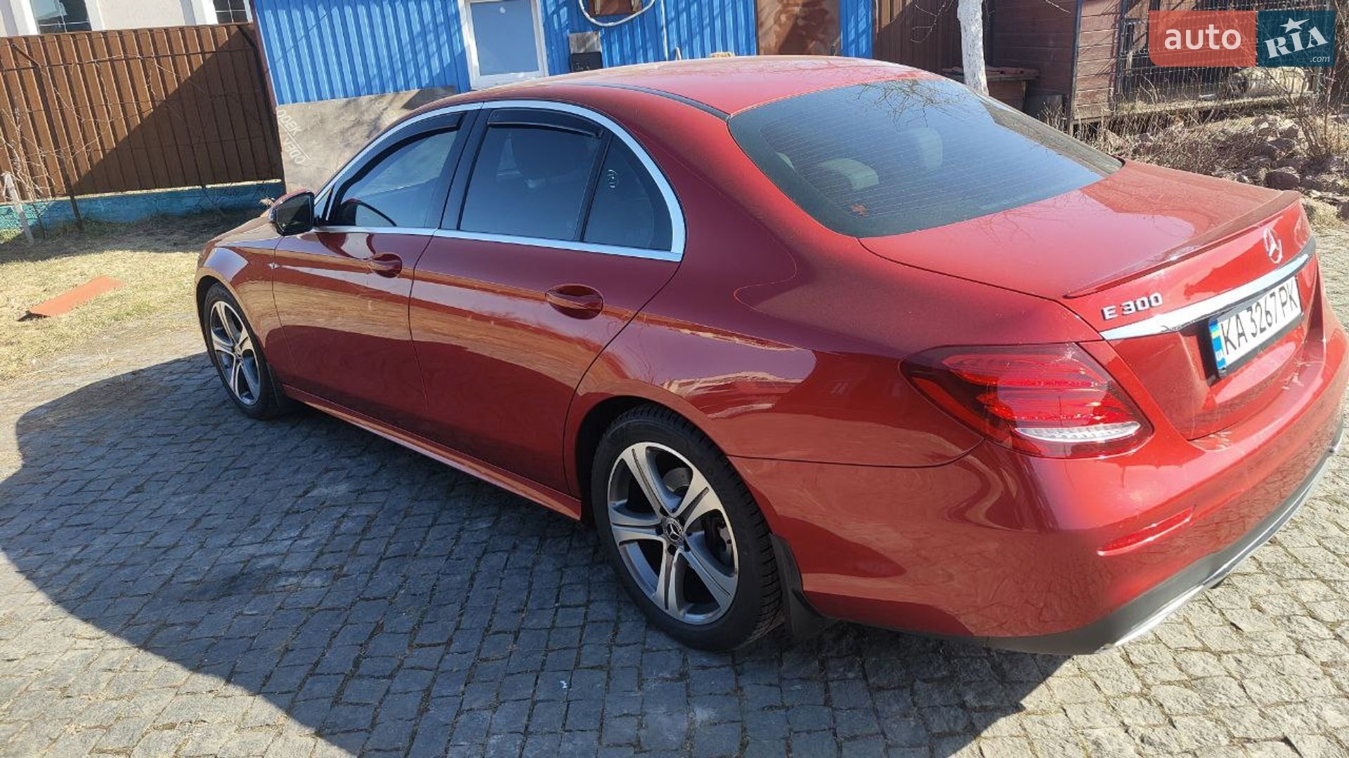 Mercedes-Benz E-Class 2018 VIN WDDZF4JB2KA547836 фото оголошення 8 з 12