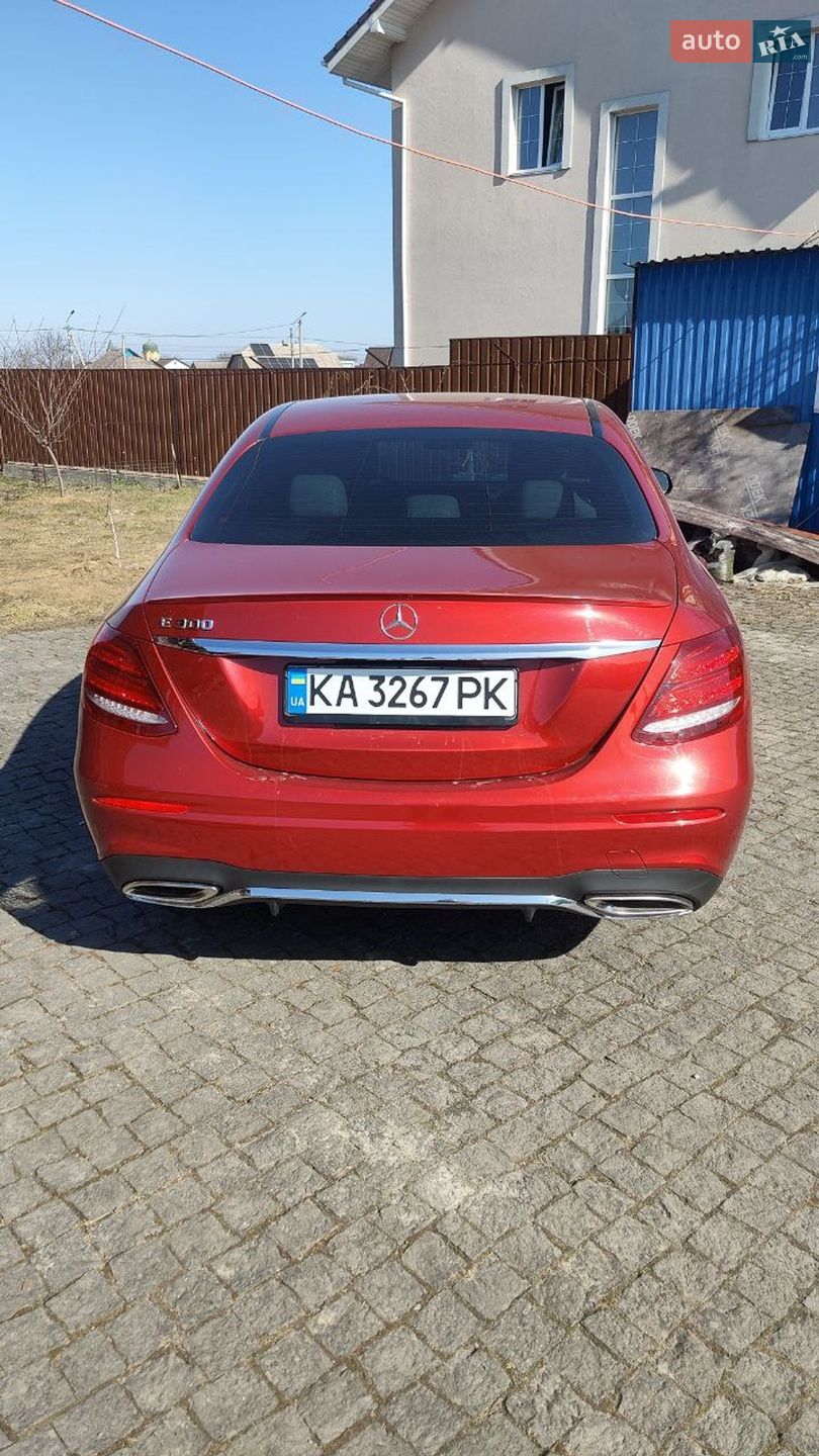 Mercedes-Benz E-Class 2018 VIN WDDZF4JB2KA547836 фото оголошення 12 з 12