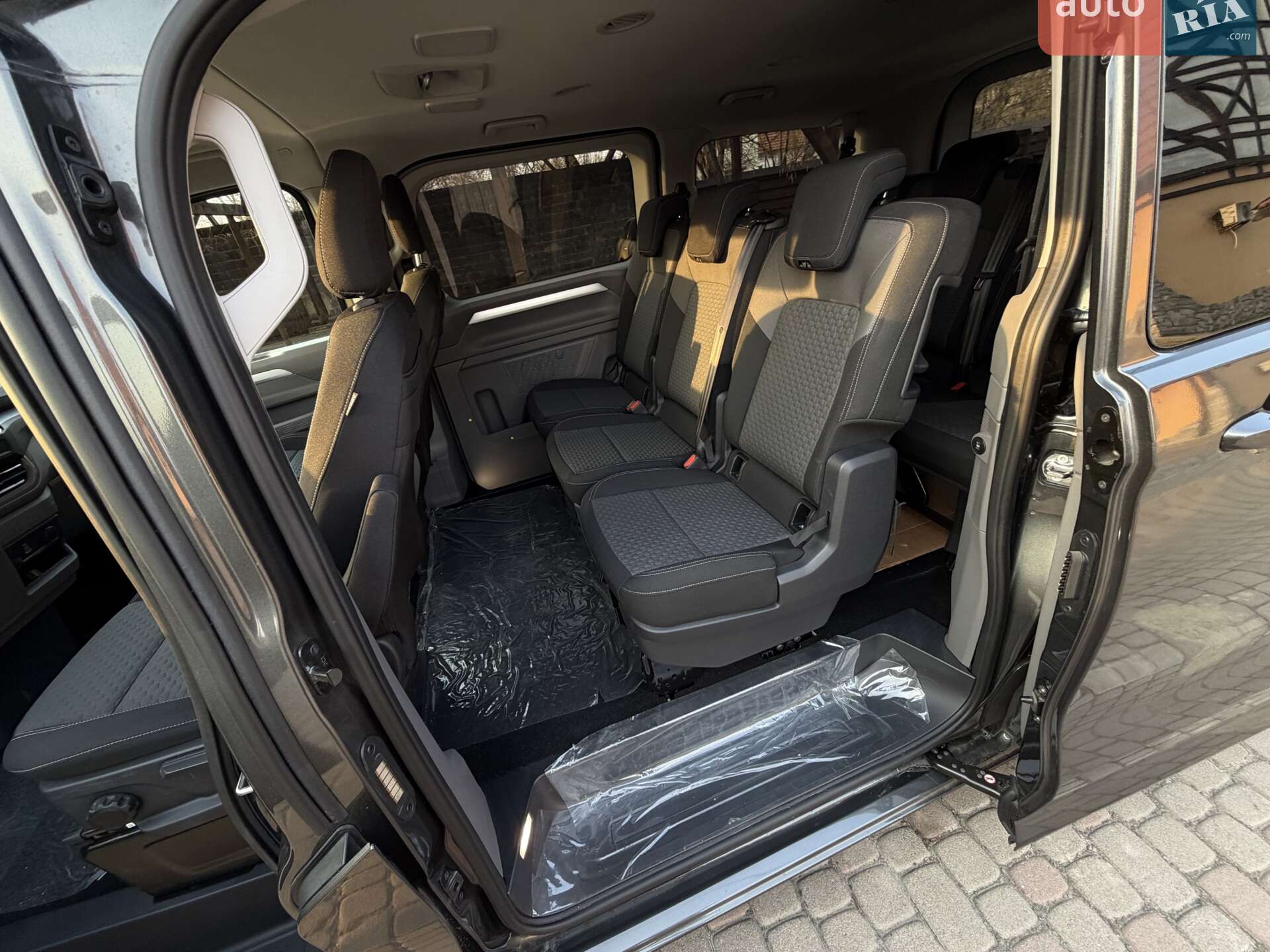 Volkswagen Caravelle 2025 VIN WV5ZZZTW8SK023071 фото оголошення 34 з 45