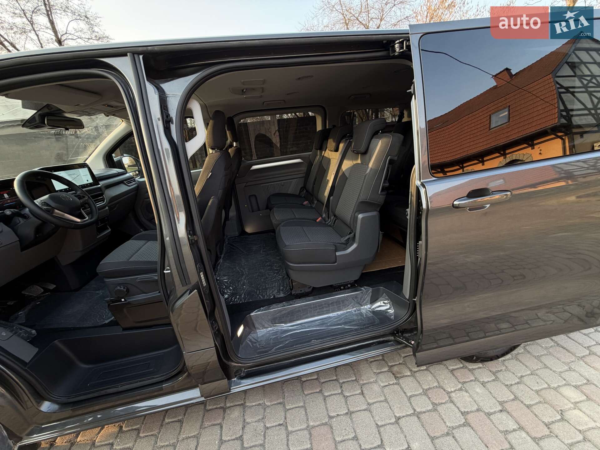 Volkswagen Caravelle 2025 VIN WV5ZZZTW8SK023071 фото оголошення 32 з 45