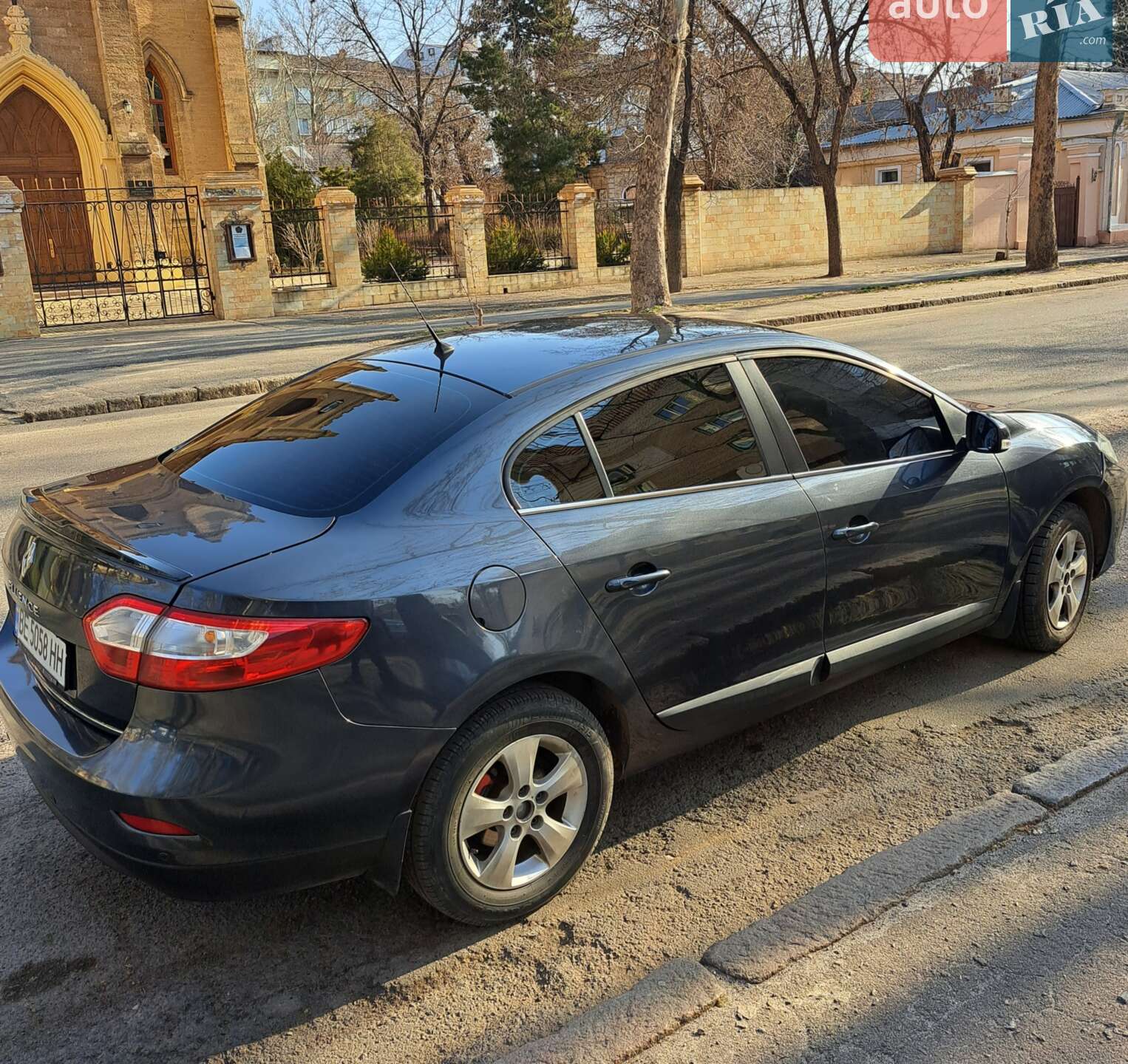 Renault Fluence 2010 VIN VF1LZBR0A42611649 фото оголошення 7 з 10