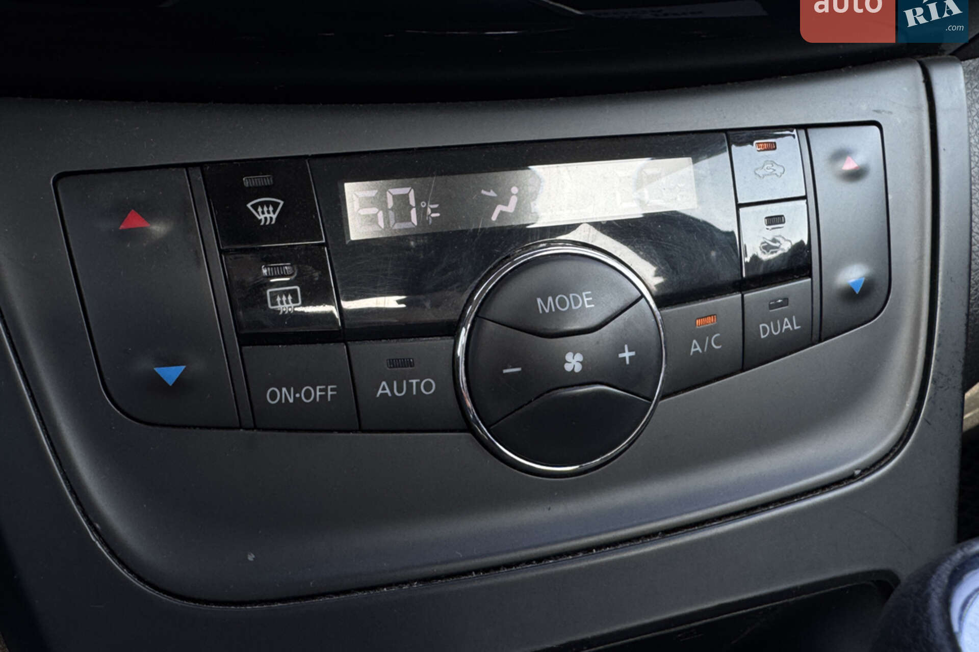 Nissan Sentra 2019 VIN 3N1AB7AP0KY316951 фото оголошення 10 з 13