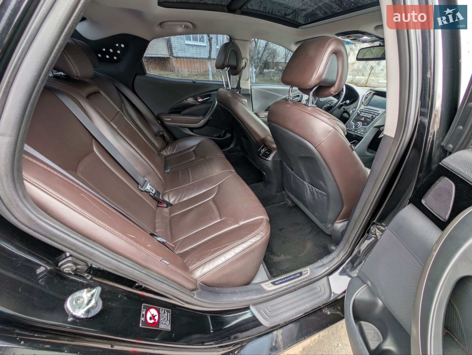 Hyundai Grandeur 2014 VIN KMHFH41NBFA408181 фото оголошення 11 з 22