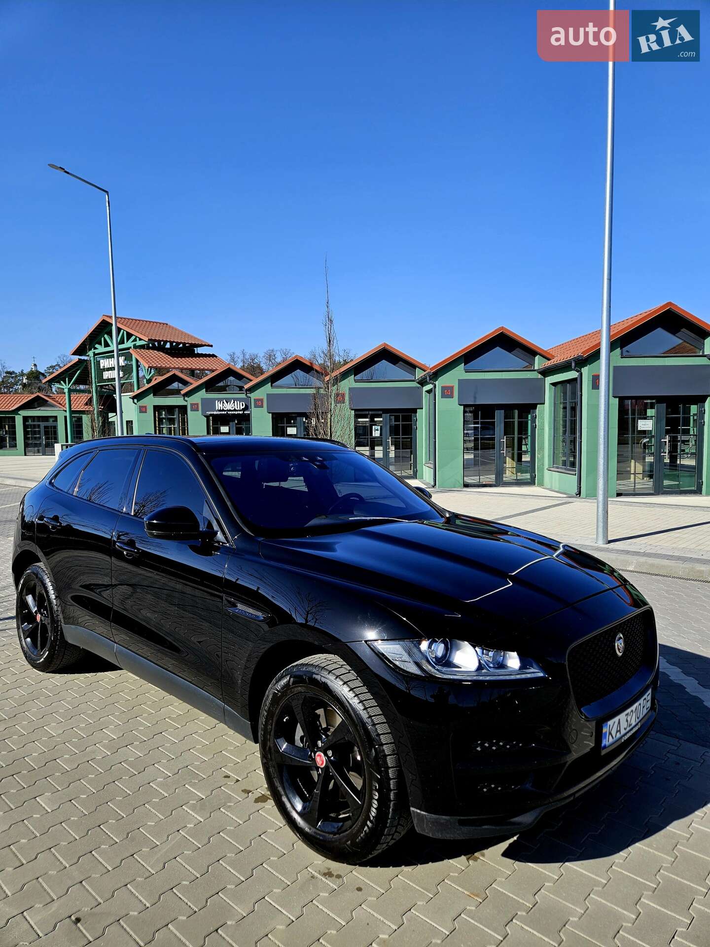 Jaguar F-Pace 2017 VIN SADCJ2BV2HA881681 фото оголошення 19 з 24