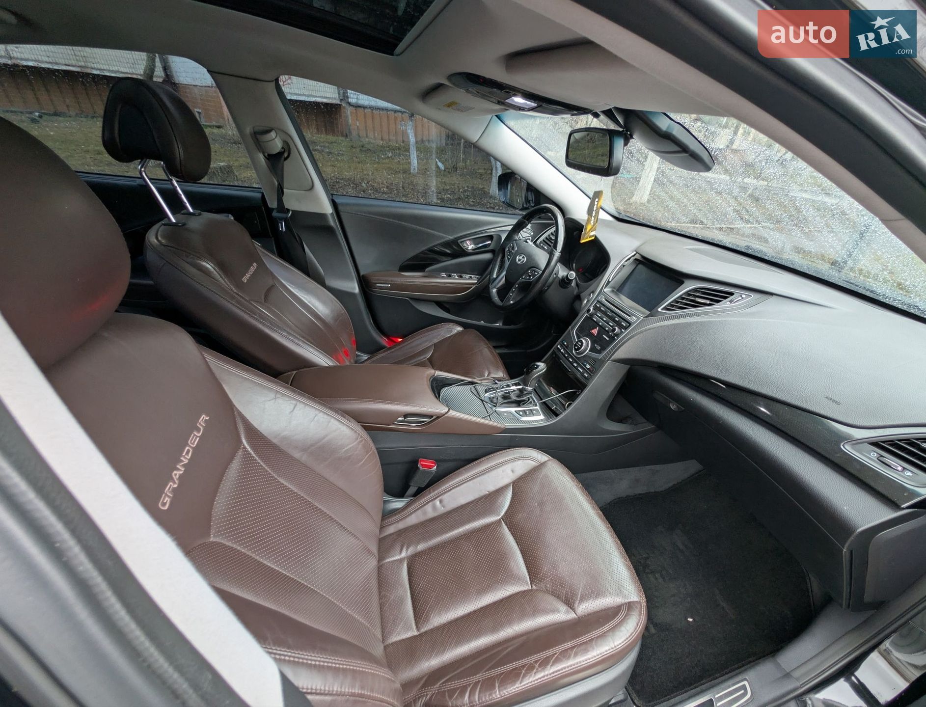 Hyundai Grandeur 2014 VIN KMHFH41NBFA408181 фото оголошення 12 з 22